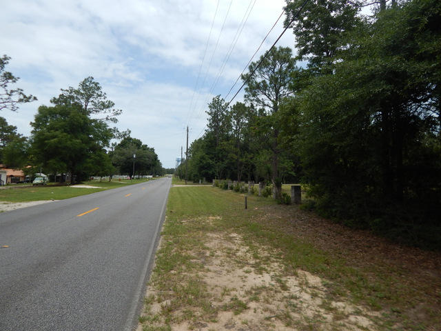 METES & BOUNDS - Land