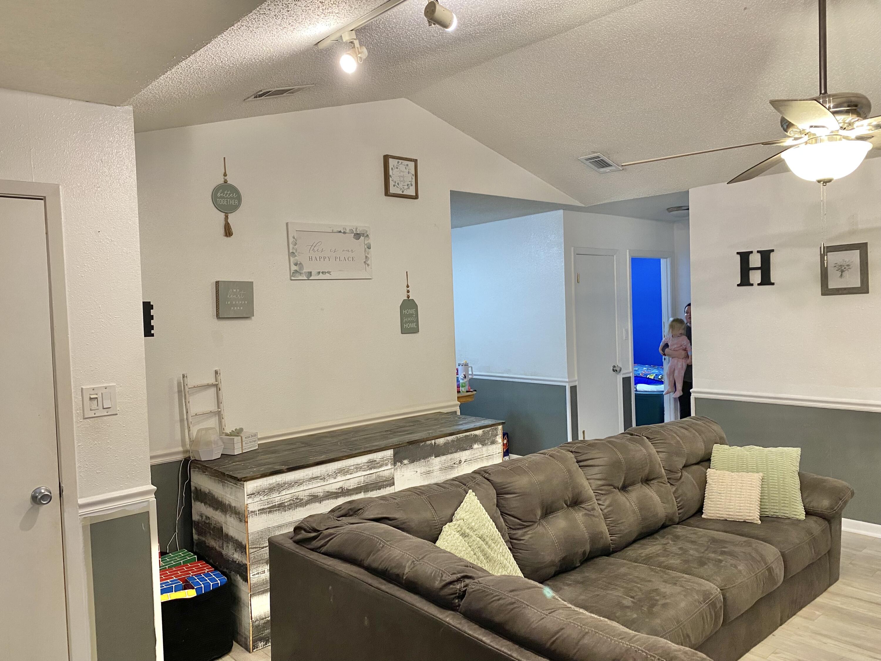 COUNTRY OAKS ESTATES PH 2 - Residential