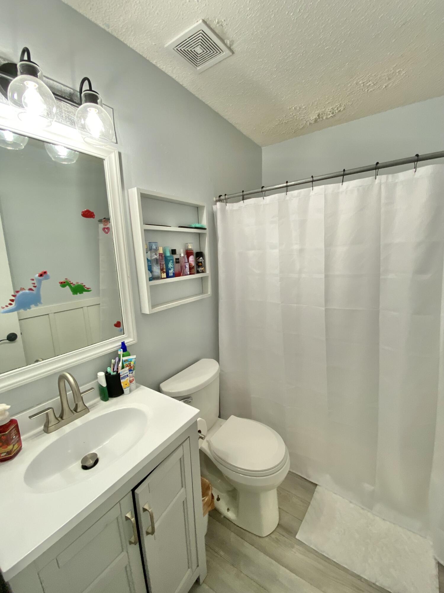 COUNTRY OAKS ESTATES PH 2 - Residential