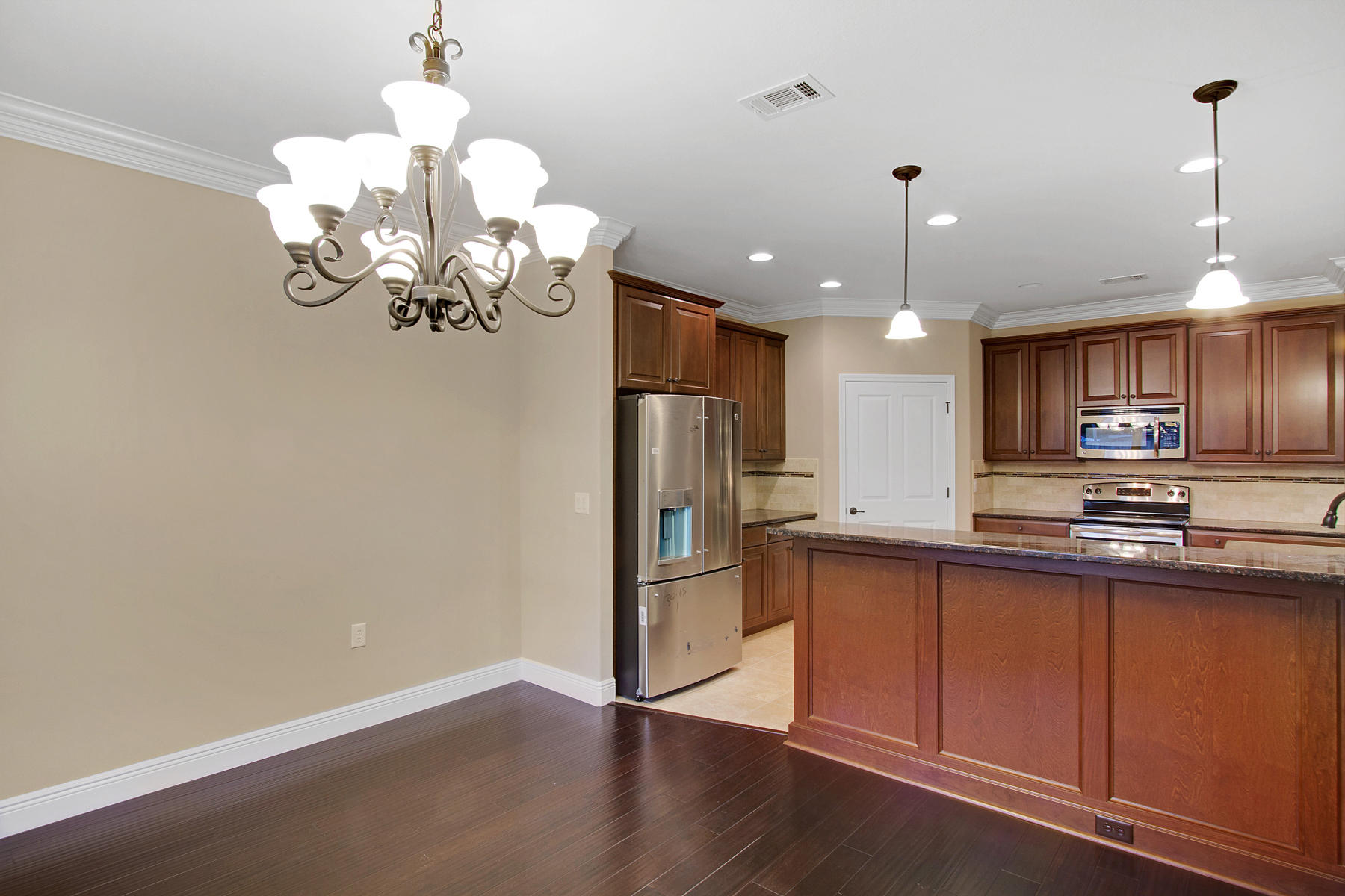 MAJESTIC OAKS AT OCEAN CITY - Residential