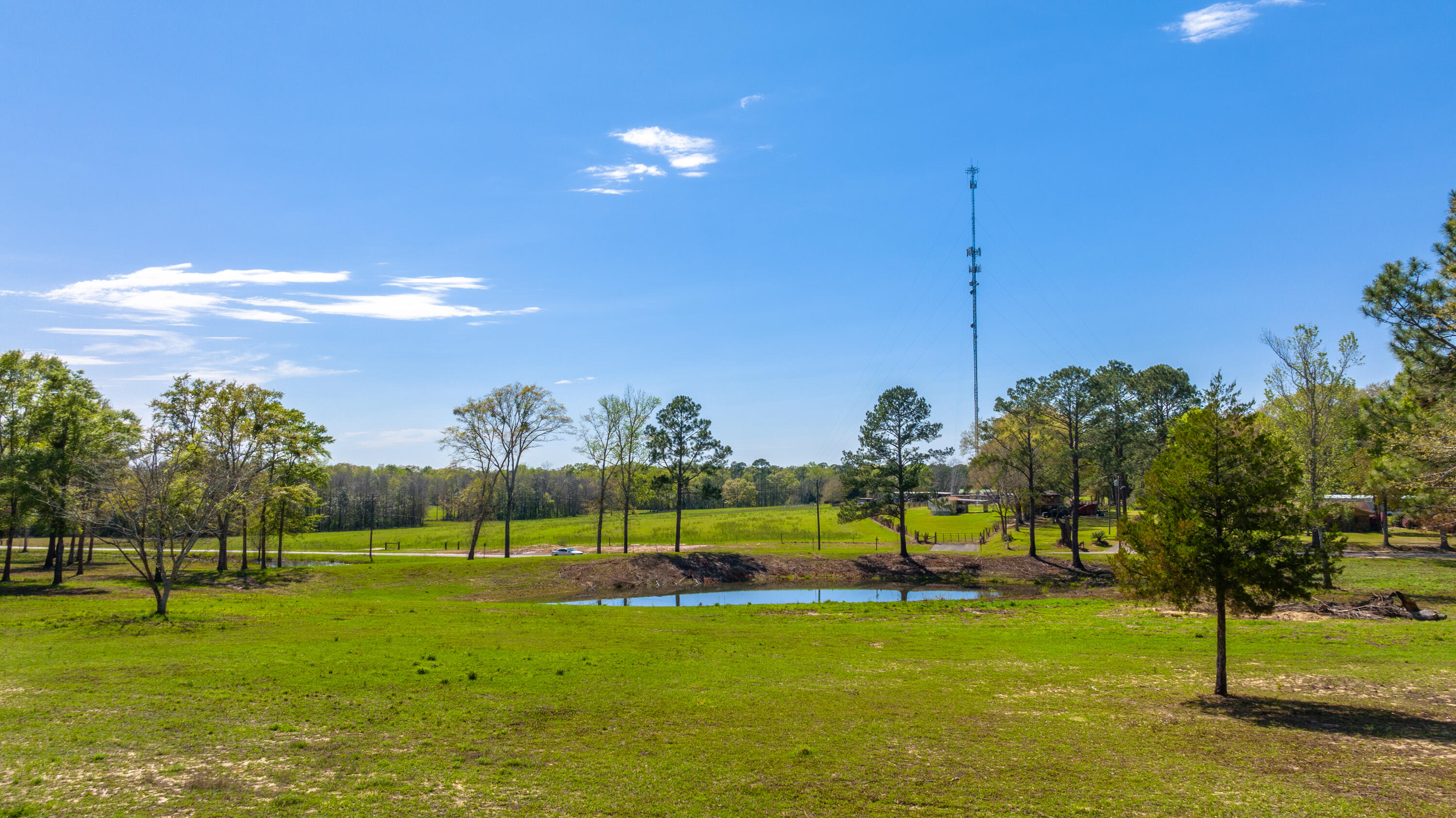 METES & BOUNDS - Land