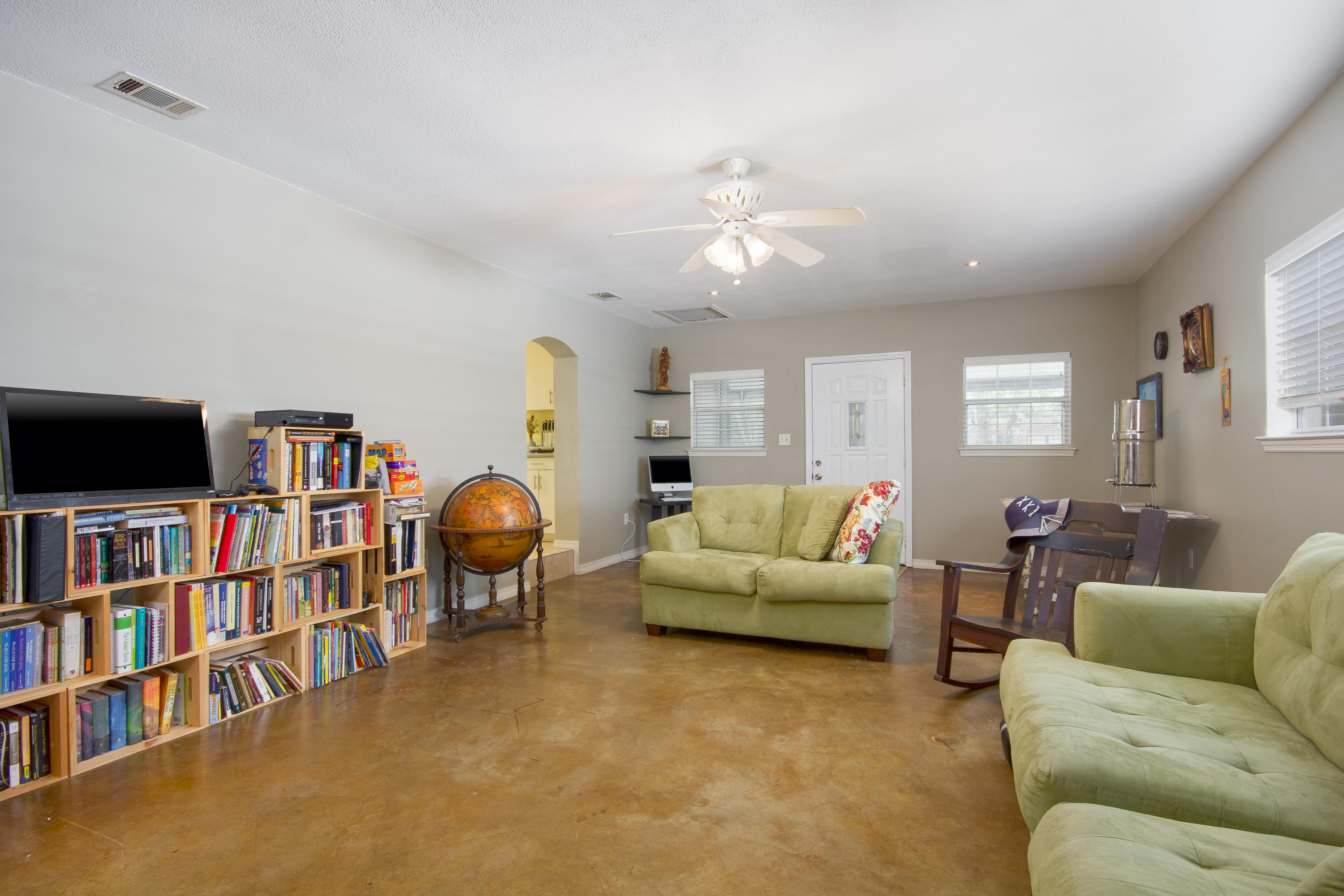 NO RECORDED SUBDIVISION - Residential