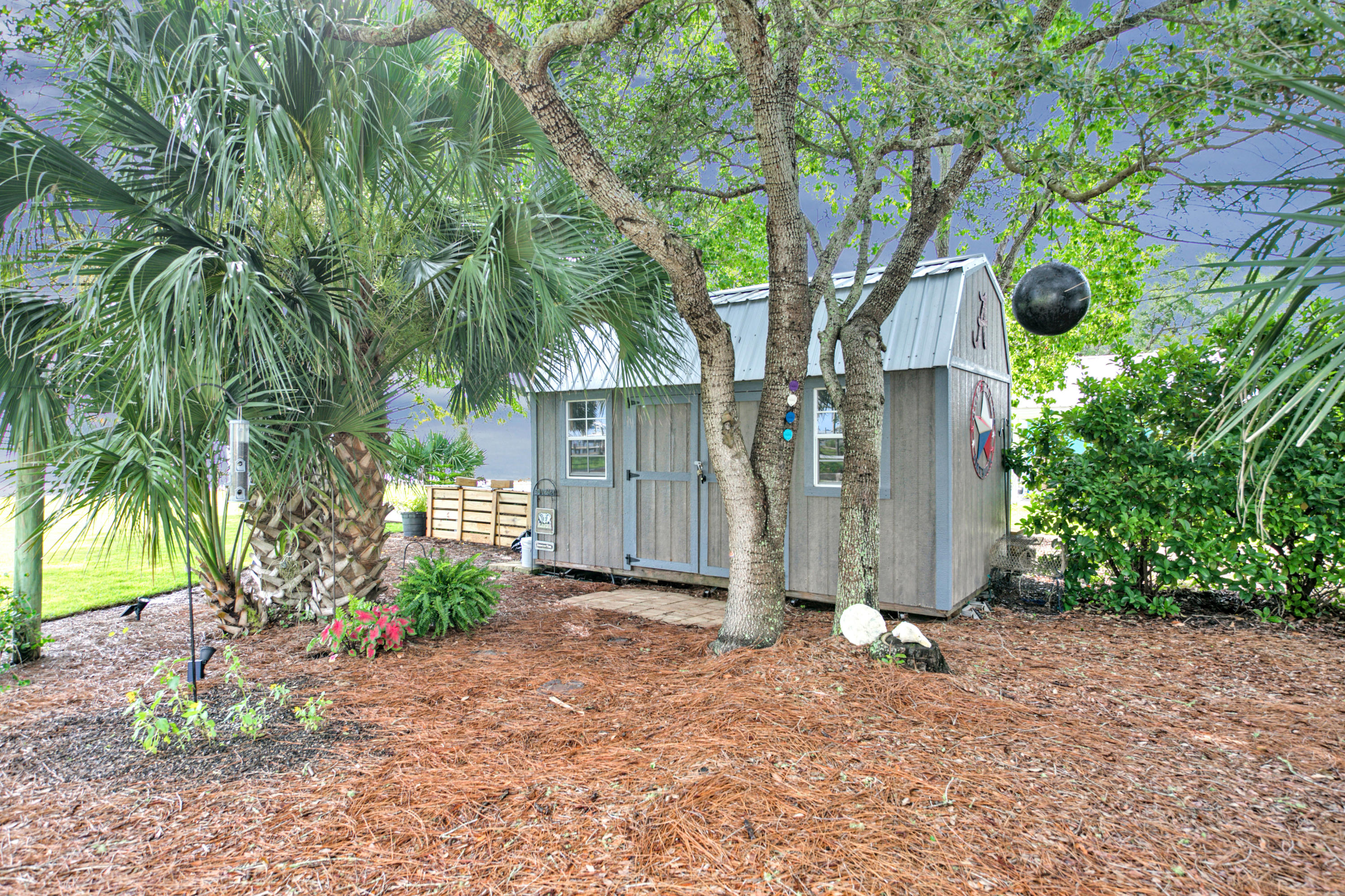 BAY GROVE 1ST ADDN - Residential