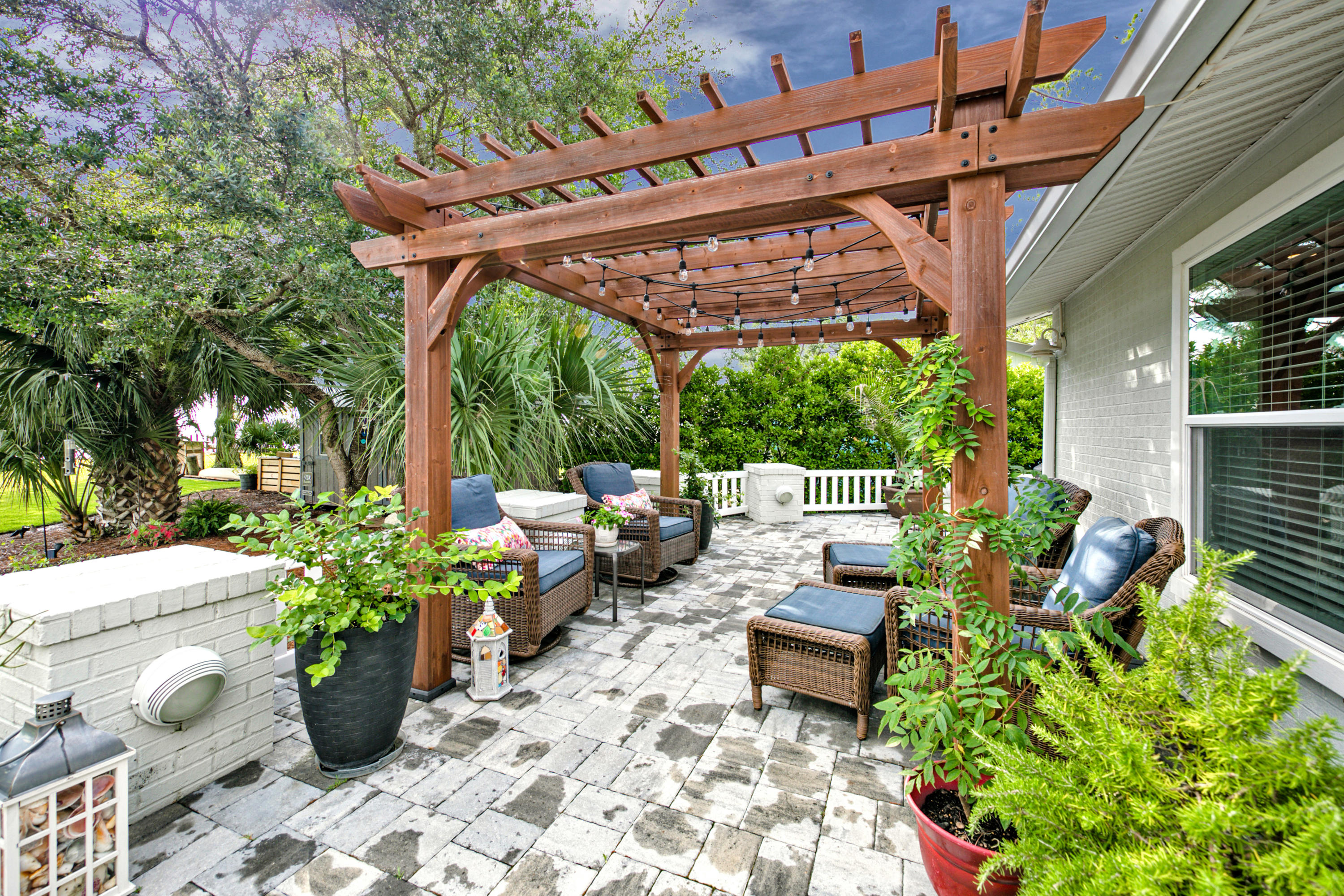 BAY GROVE 1ST ADDN - Residential