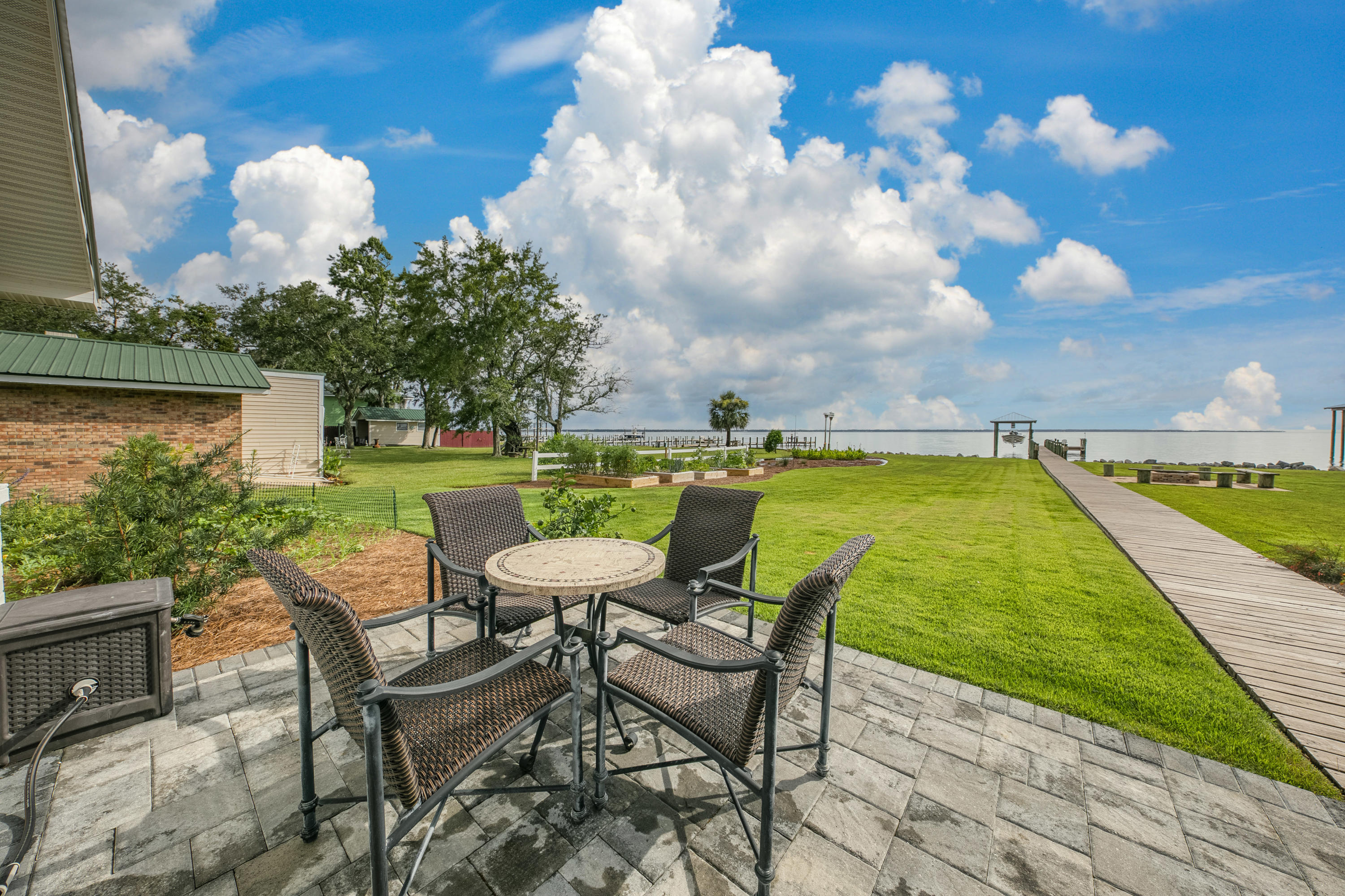 BAY GROVE 1ST ADDN - Residential