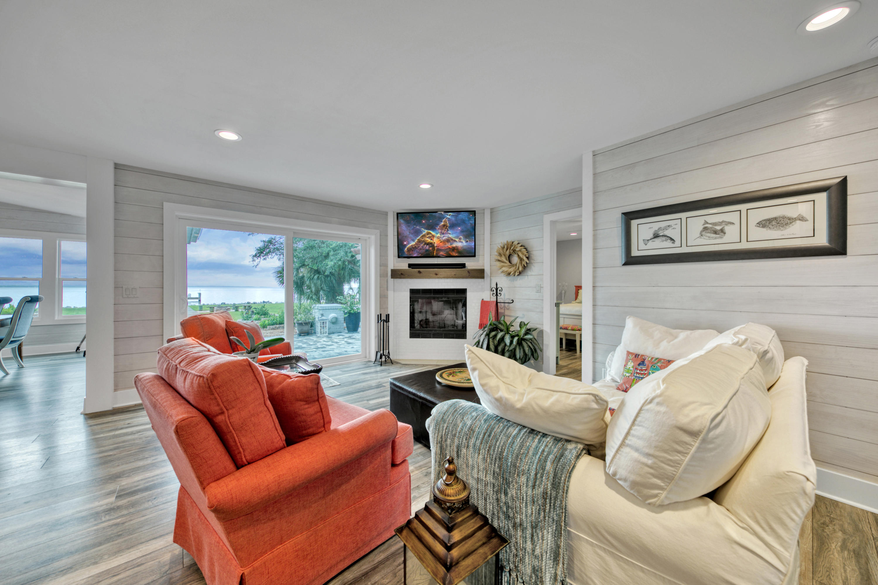 BAY GROVE 1ST ADDN - Residential