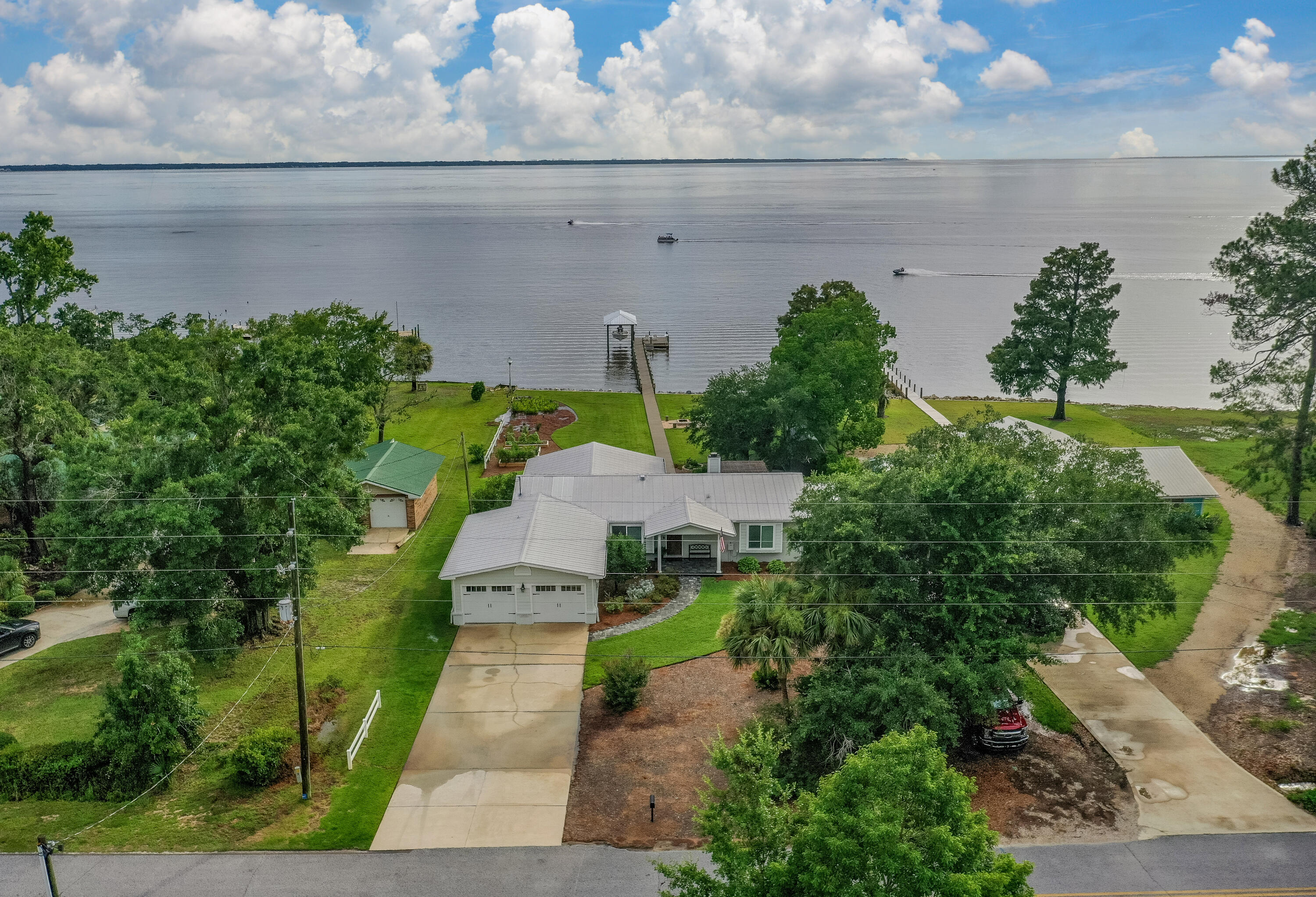 BAY GROVE 1ST ADDN - Residential