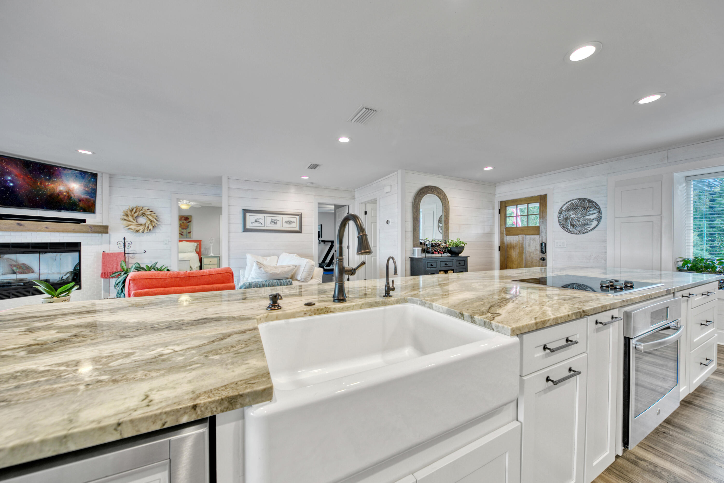 BAY GROVE 1ST ADDN - Residential