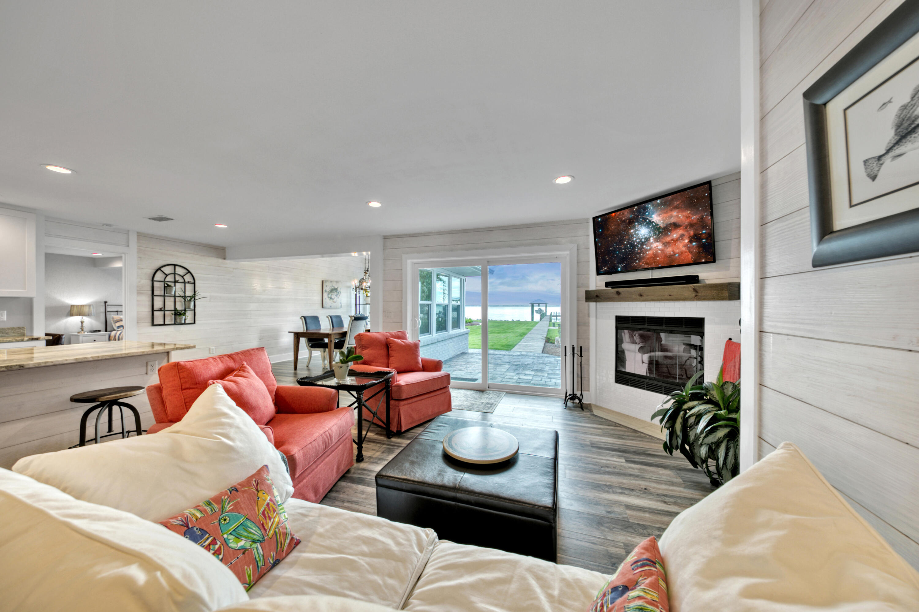 BAY GROVE 1ST ADDN - Residential