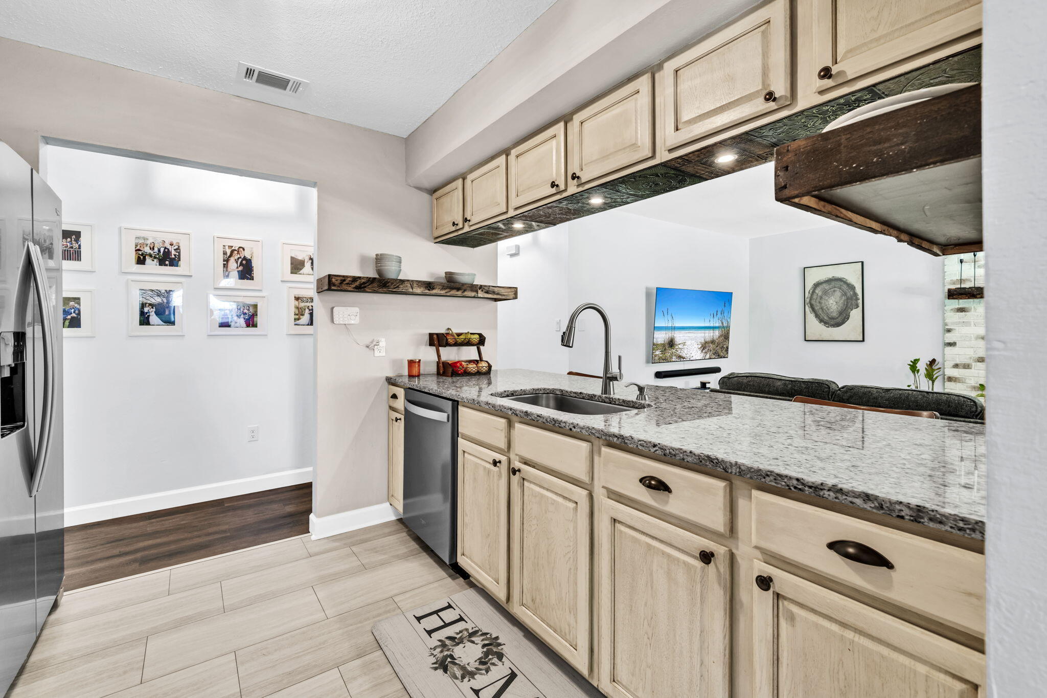 SUNSET BEACH - Residential