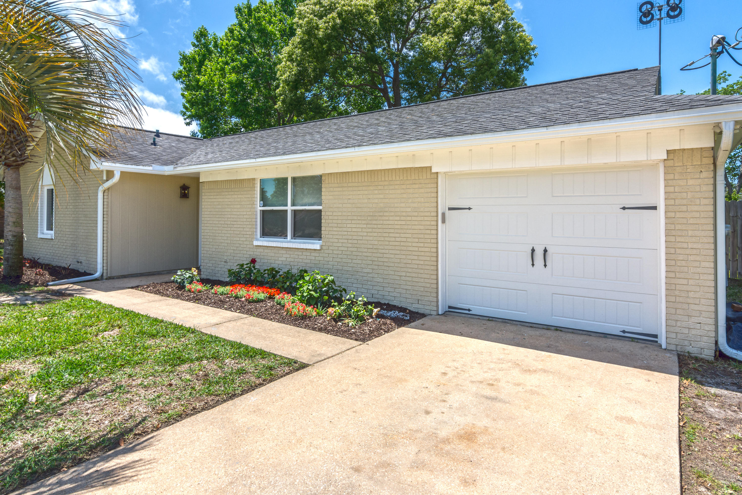 EASTWOOD 9TH ADDN - Residential