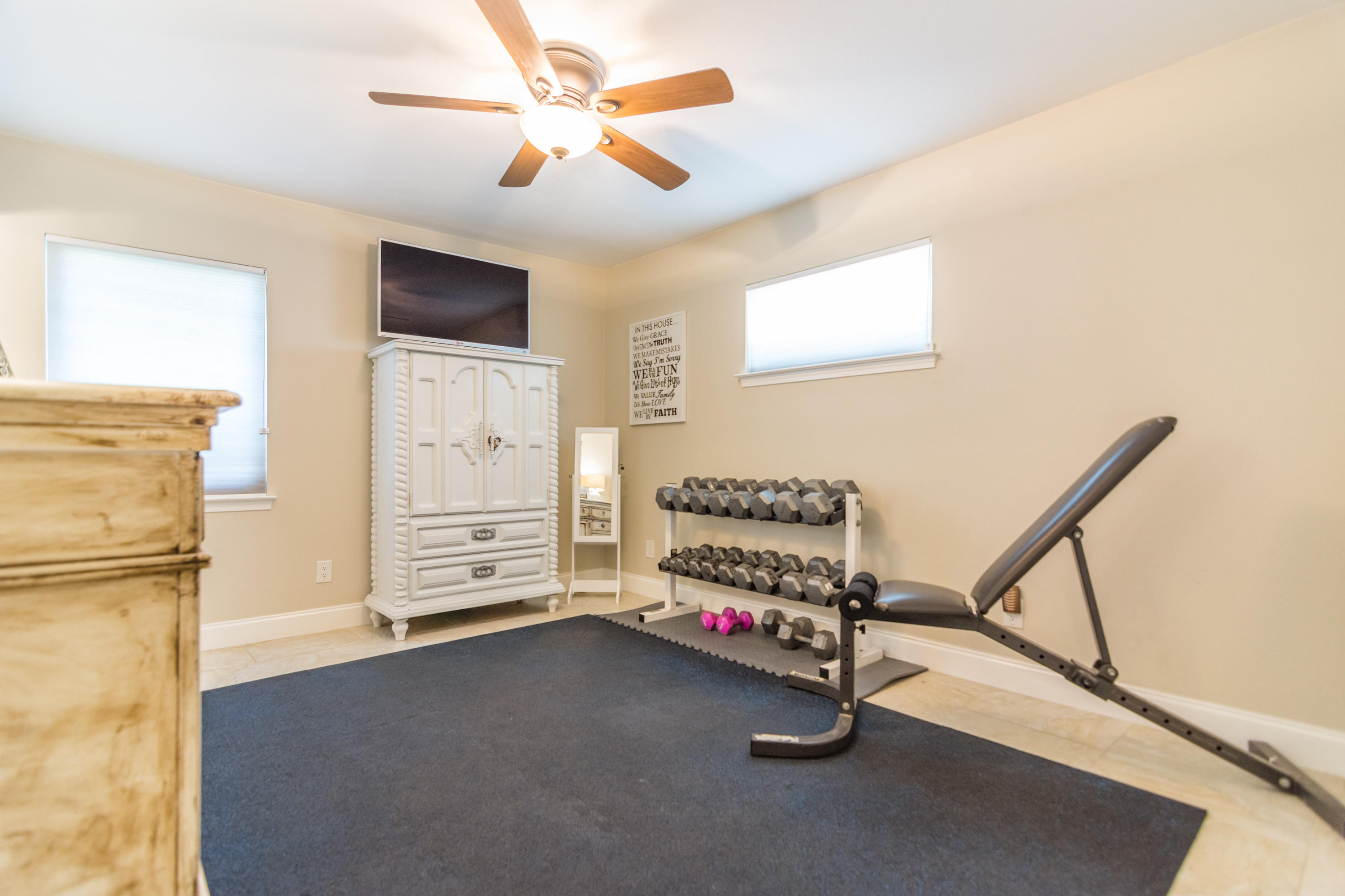 EASTWOOD 9TH ADDN - Residential