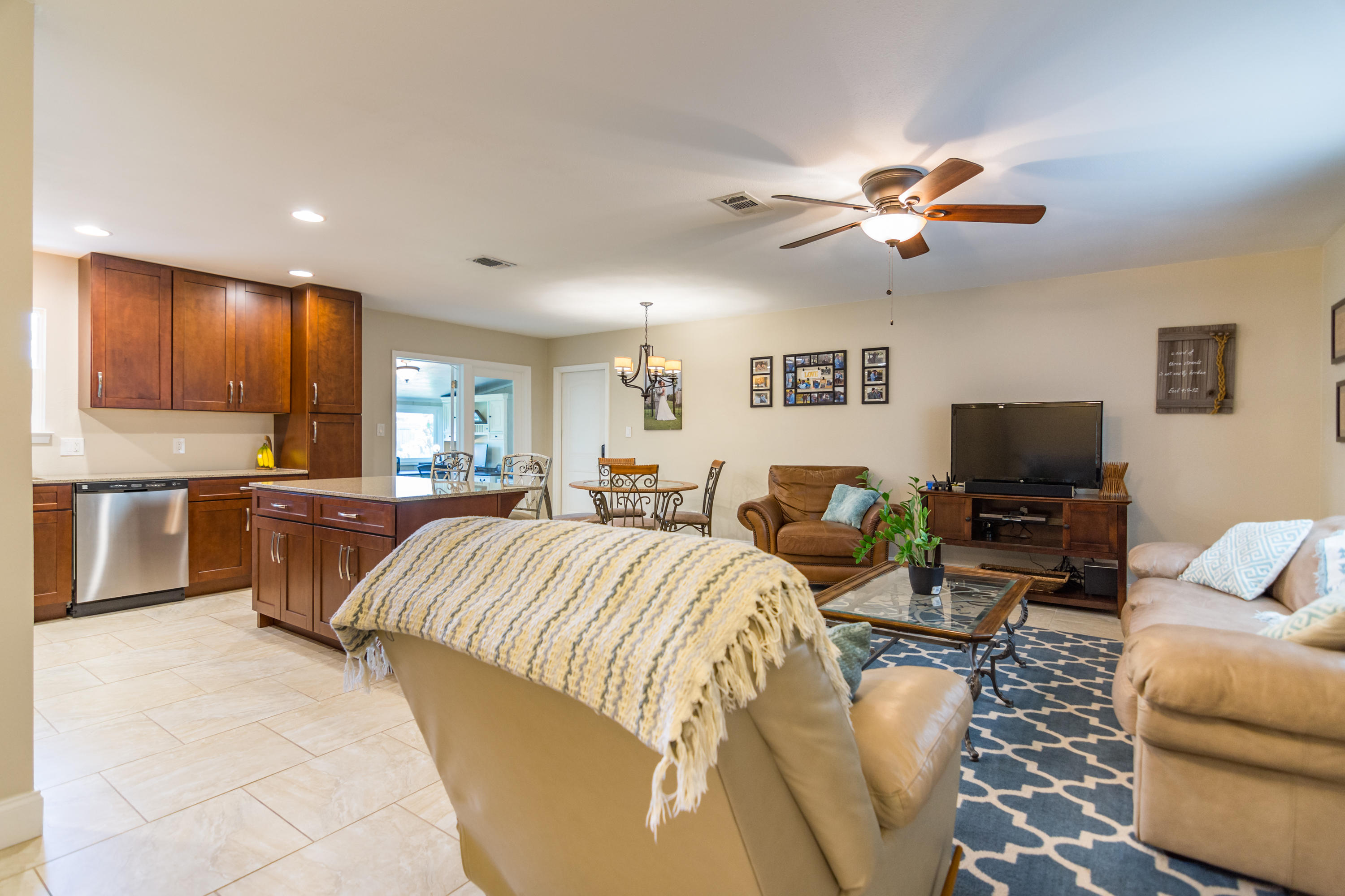 EASTWOOD 9TH ADDN - Residential