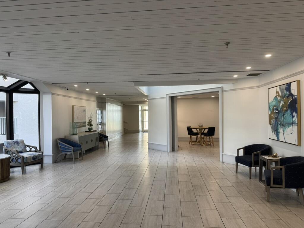 BEACHSIDE TWO - Residential