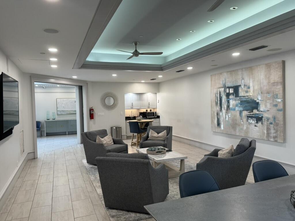 BEACHSIDE TWO - Residential