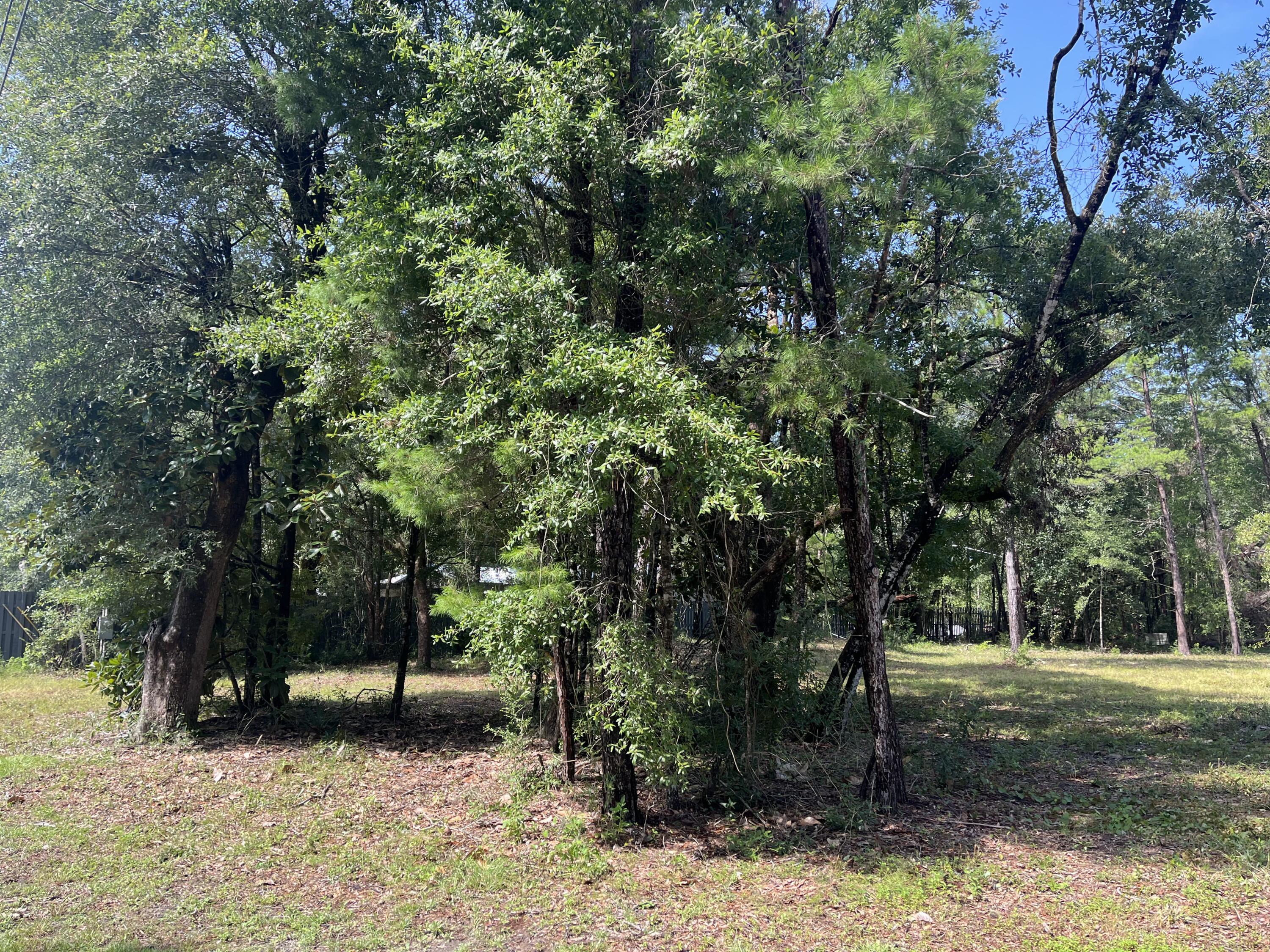 MALLARD CREEK UNREC - Land