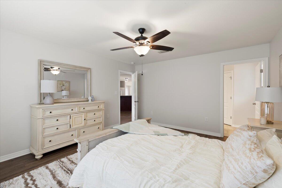 CREETWOOD VILLAGE - Residential