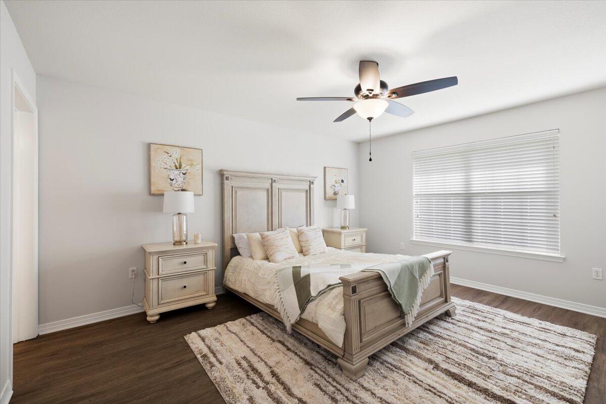 CREETWOOD VILLAGE - Residential