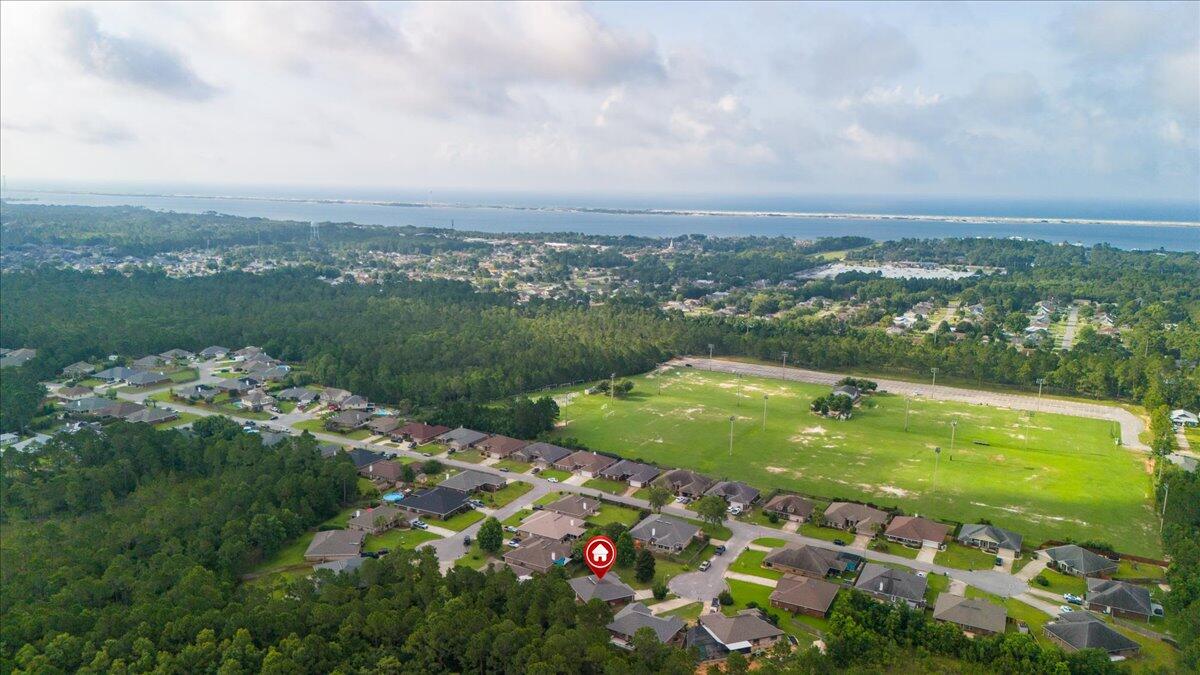 CREETWOOD VILLAGE - Residential