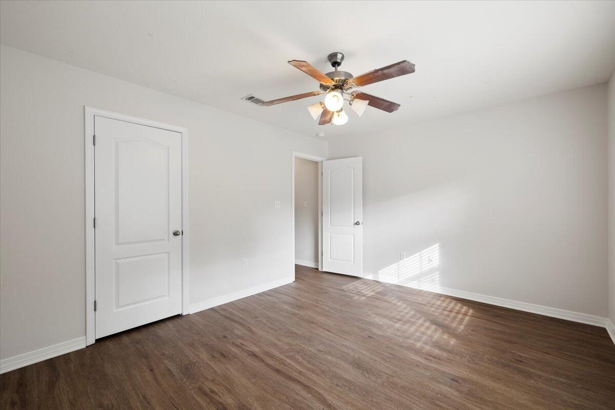 CREETWOOD VILLAGE - Residential