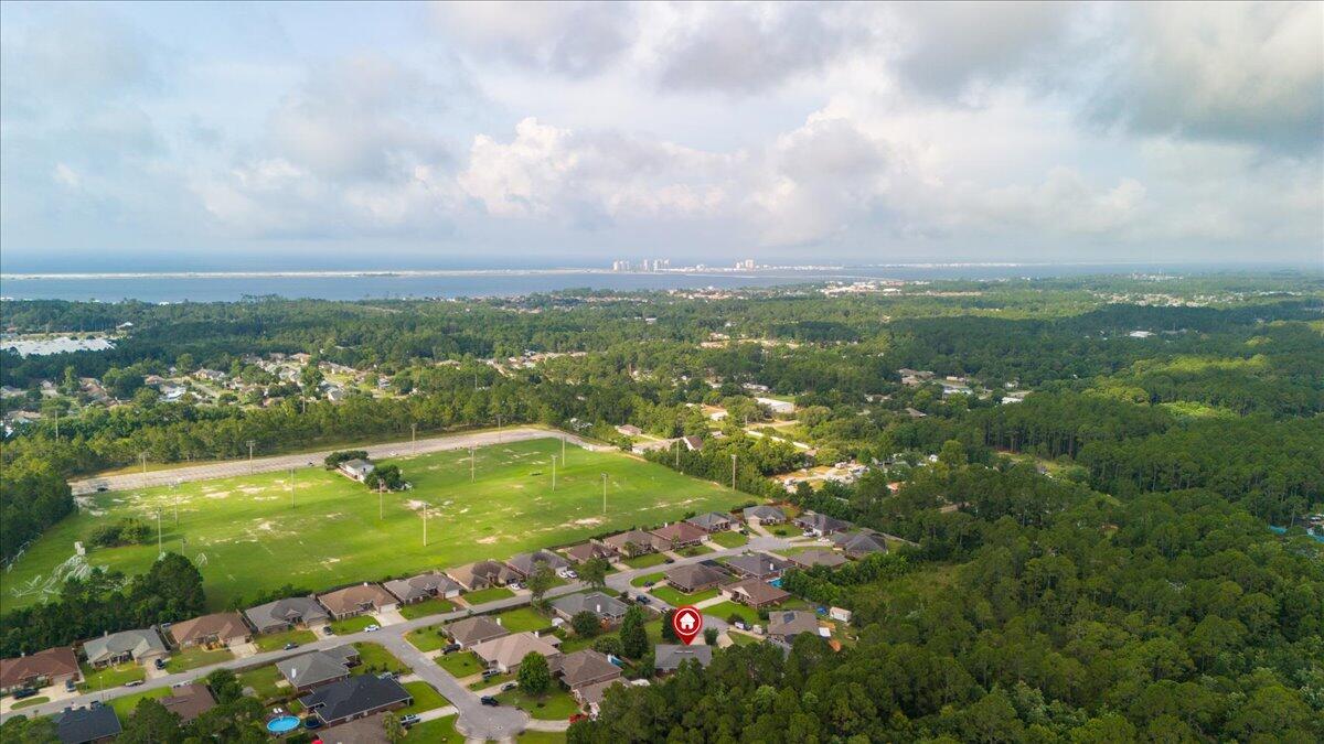 CREETWOOD VILLAGE - Residential