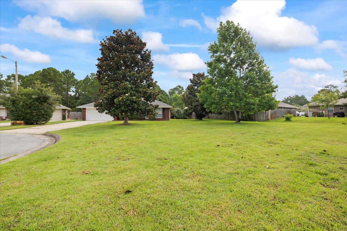 CREETWOOD VILLAGE - Residential