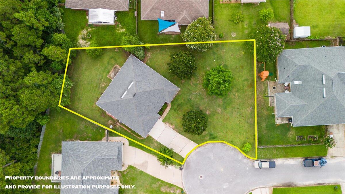 CREETWOOD VILLAGE - Residential