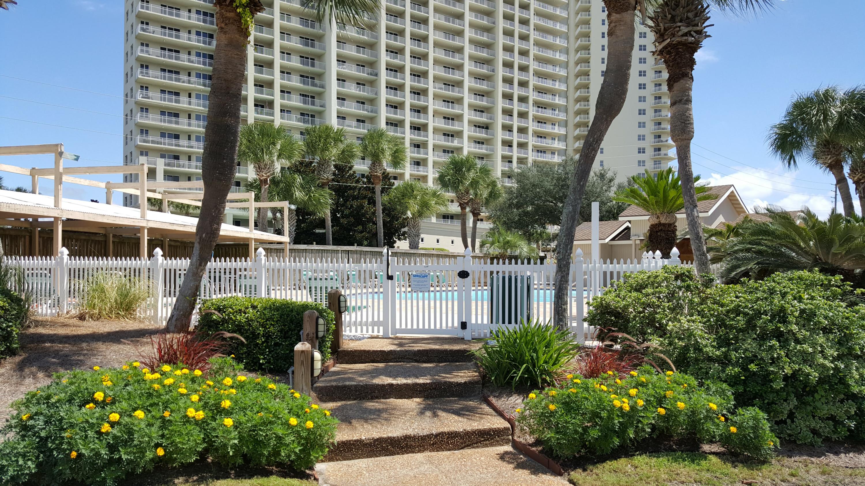 Seascape Condo Phase 7 - Residential