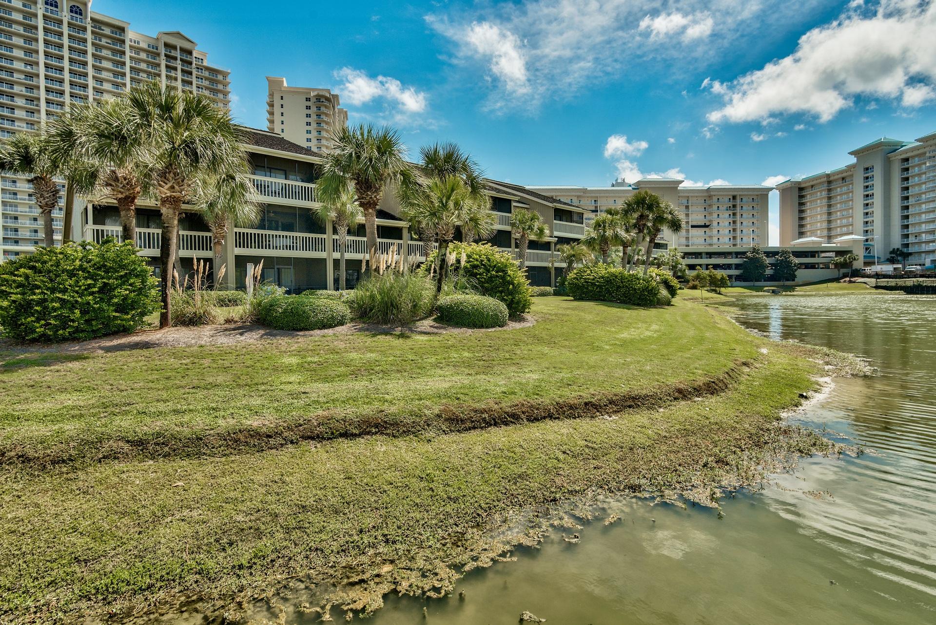 Seascape Condo Phase 7 - Residential