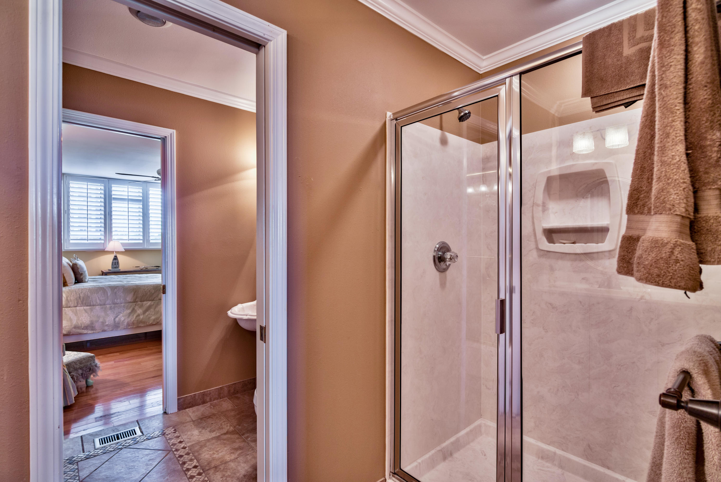 Seascape Condo Phase 7 - Residential