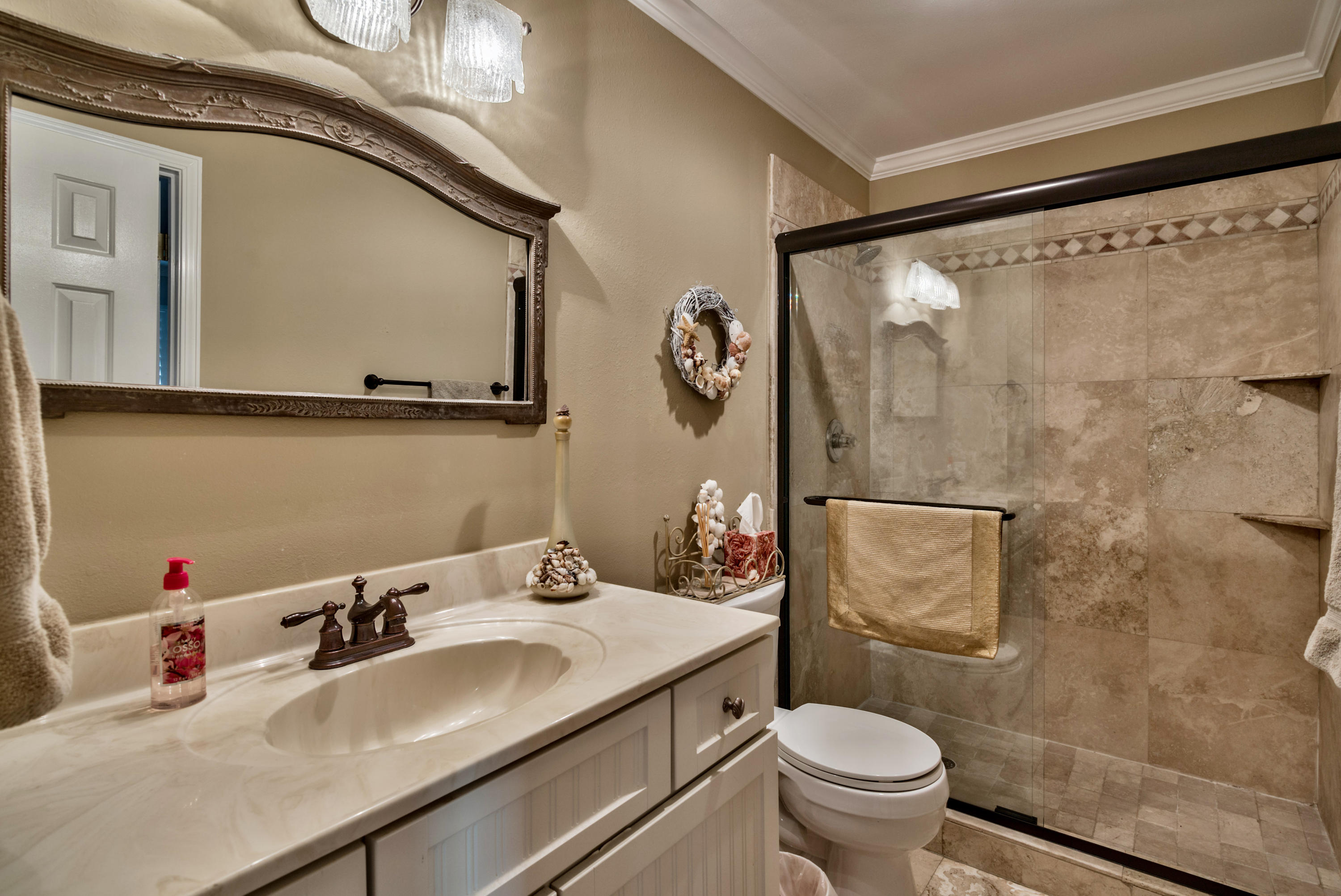 Seascape Condo Phase 7 - Residential