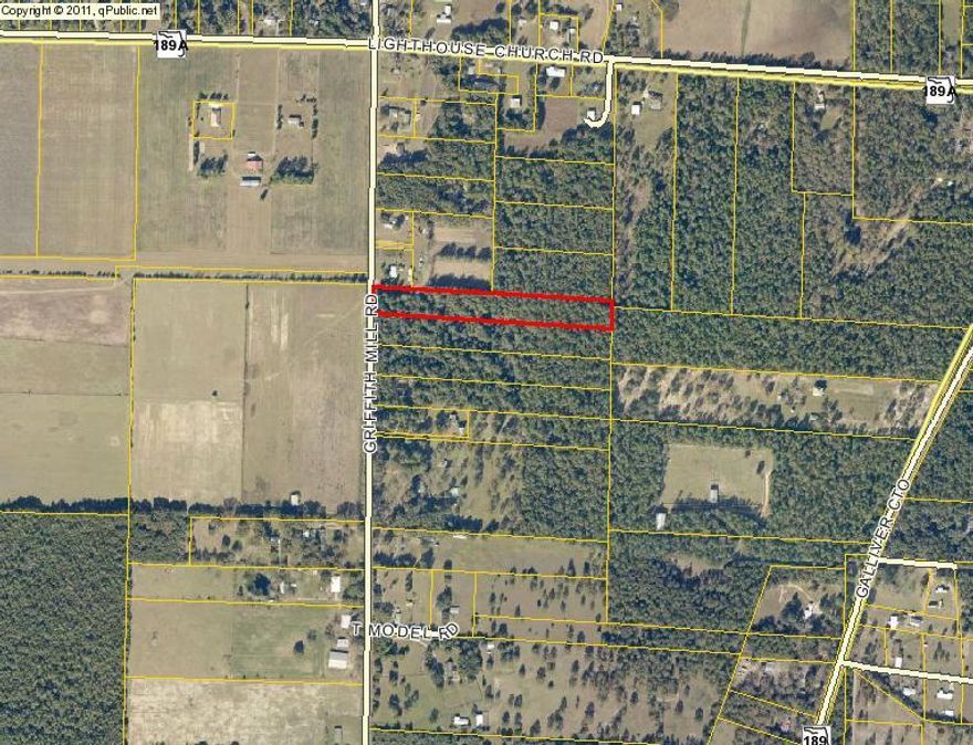 ONLY 1 LOT LEFT.... Large tract of land (approximately 4.49 acres). Residential neighborhood perfect for your country dream home. Call or message agent for details. Seller reserves all mineral rights.