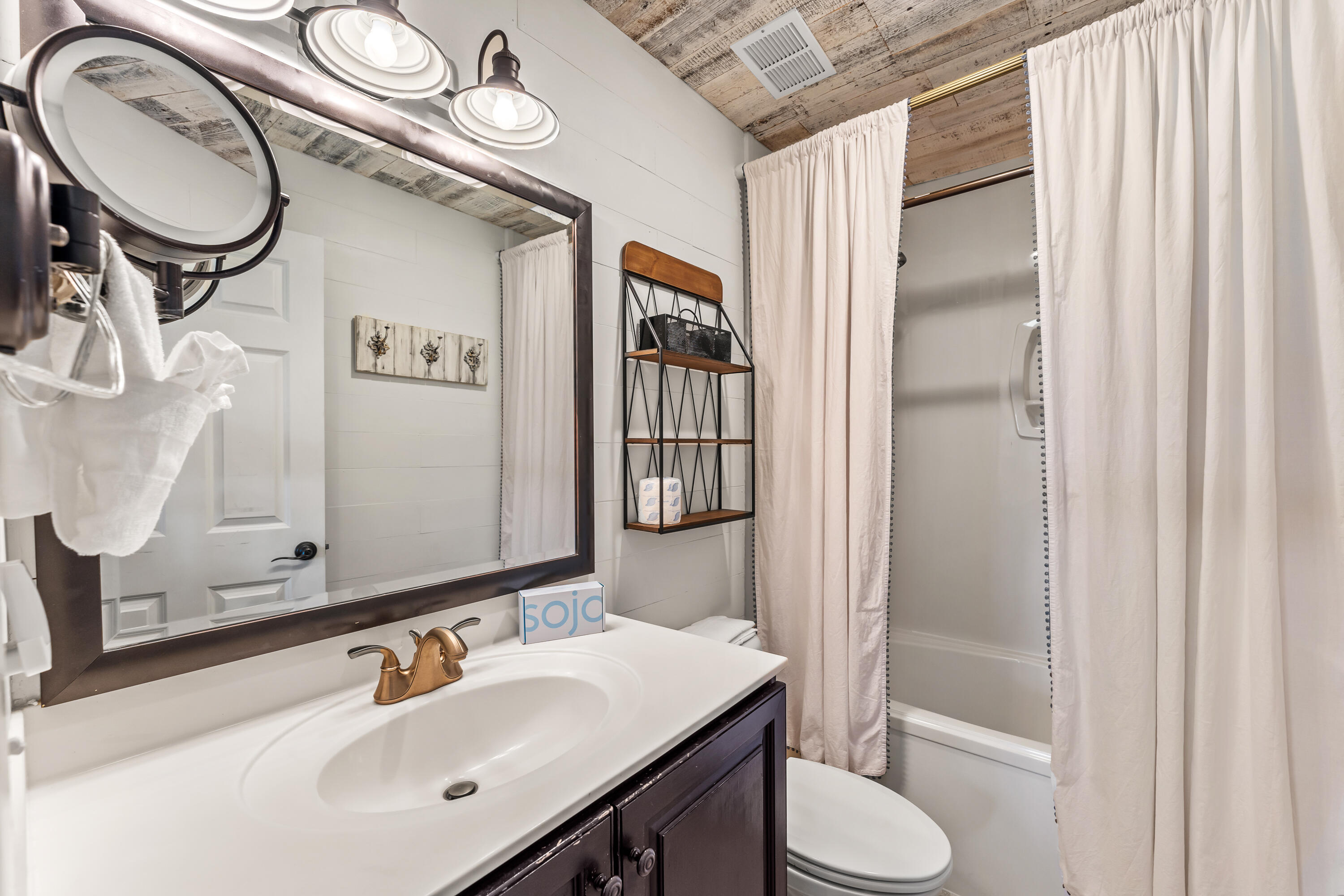 SANDPIPER VILLAGE CONDO - Residential