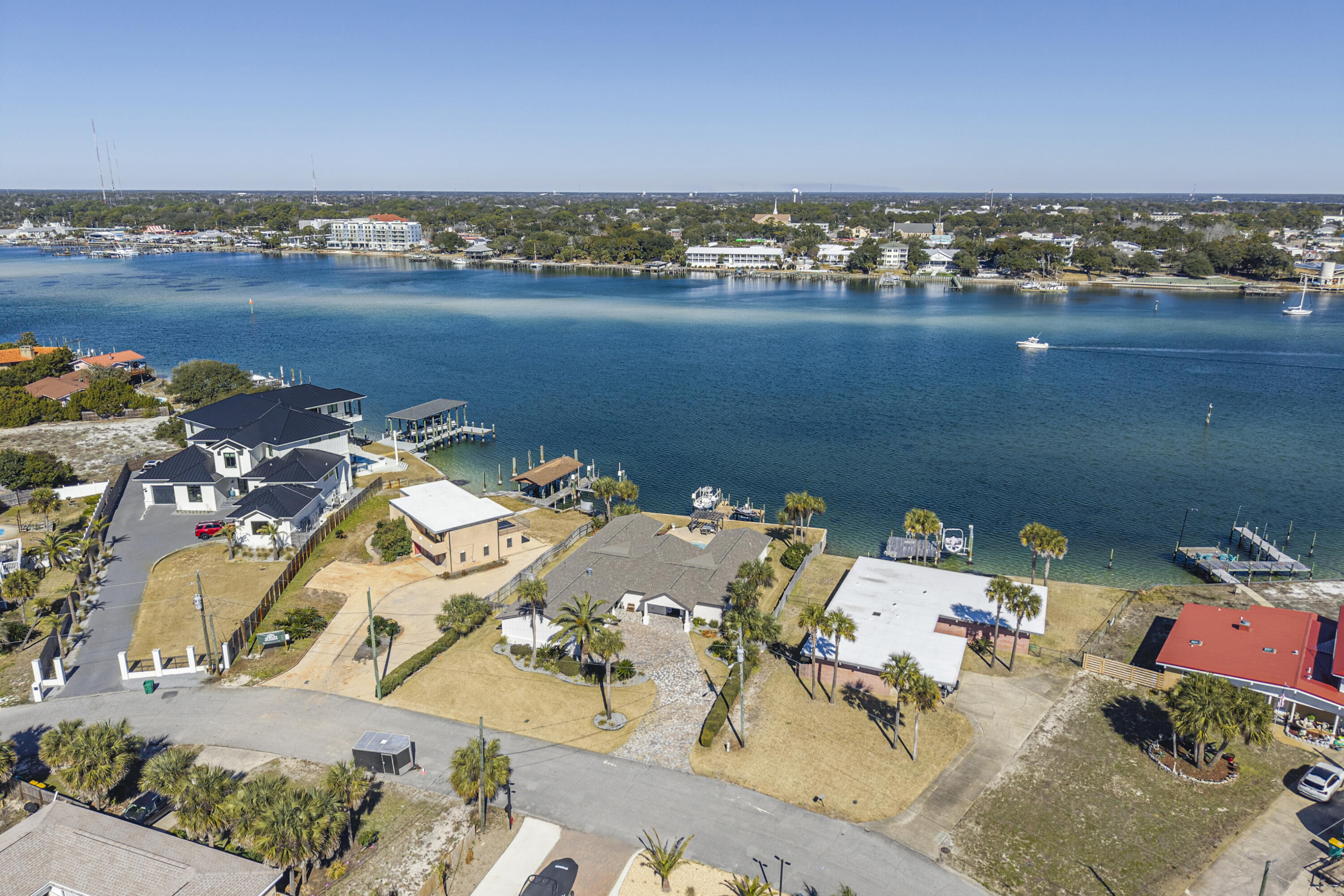 SANTA ROSA ISLAND - Residential