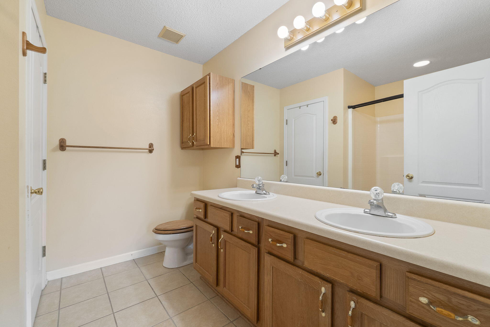 HIDDEN SPRINGS - Residential