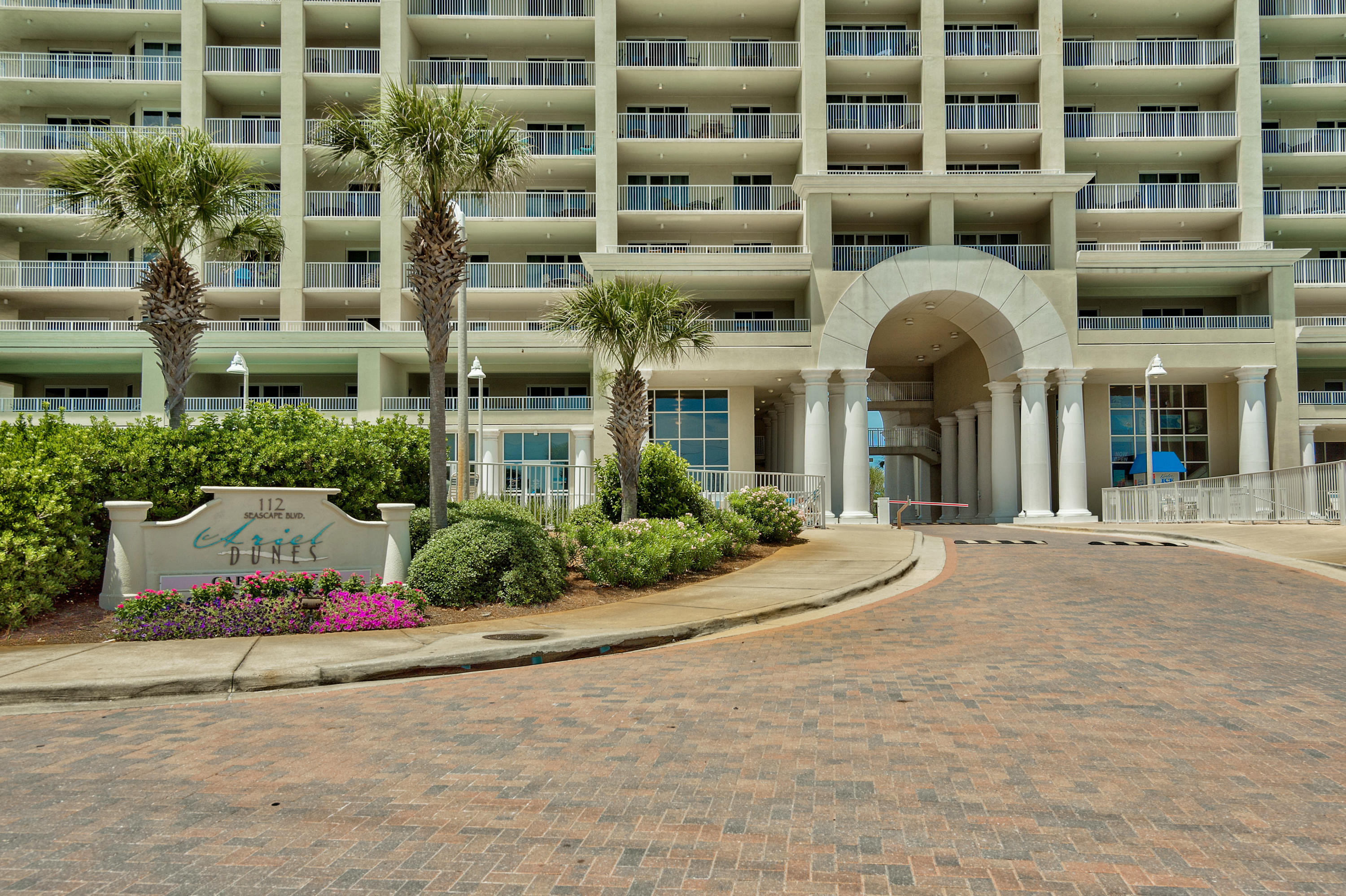 ARIEL DUNES - Residential