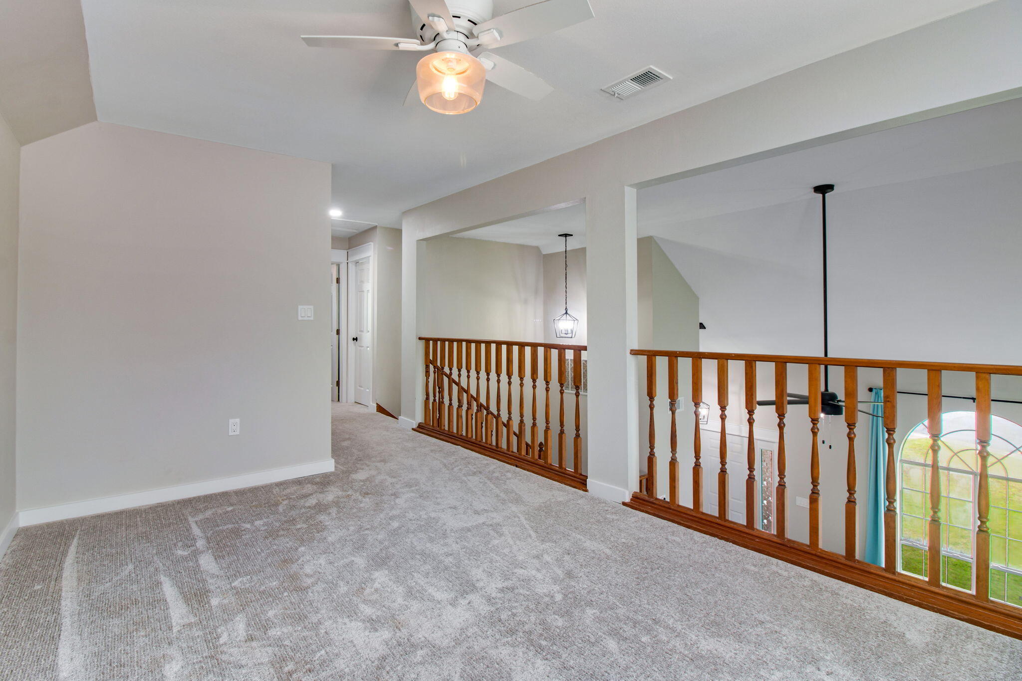 VILLAGE WEST - Residential