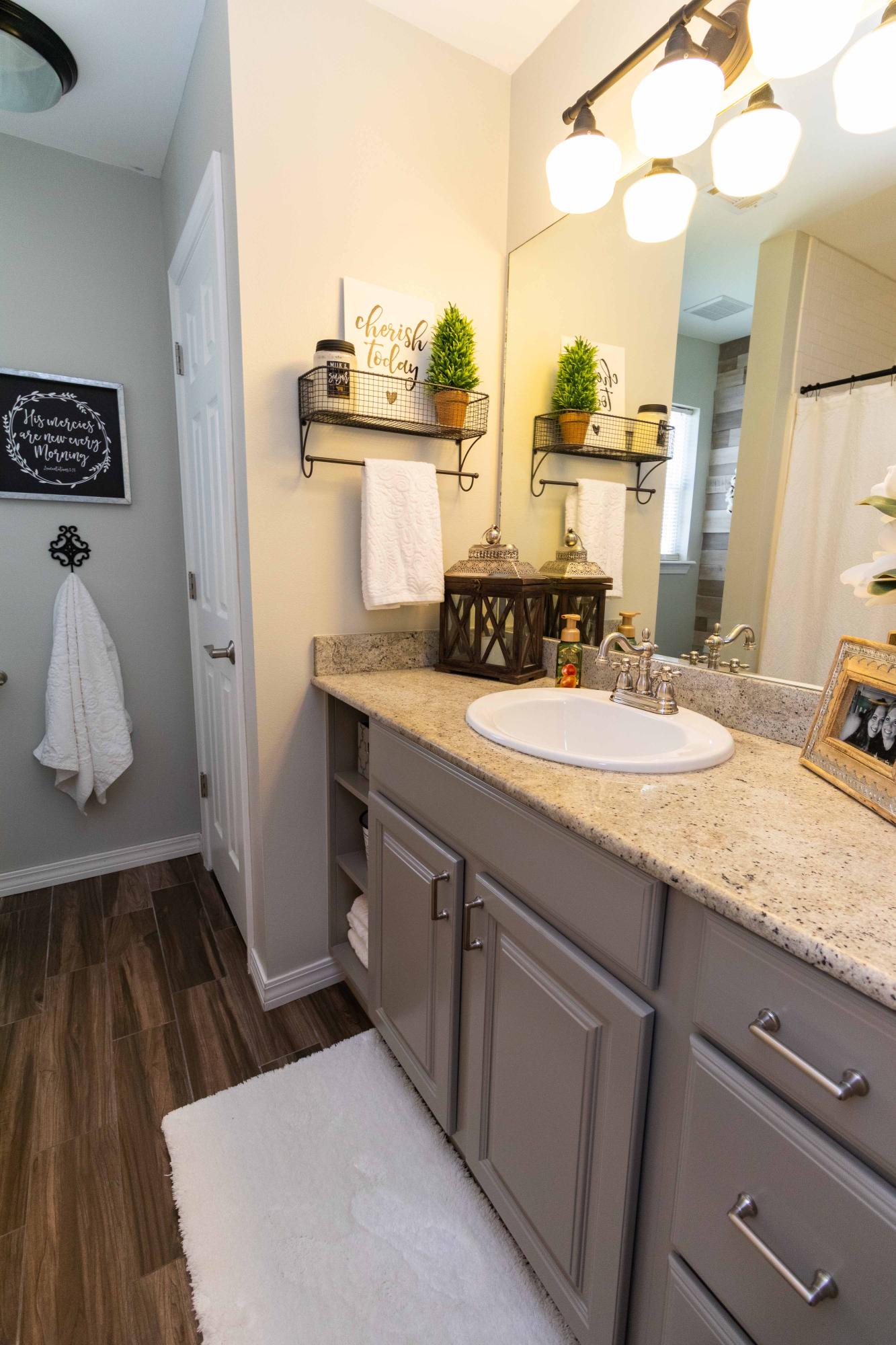 PARADISE UNREC - Residential