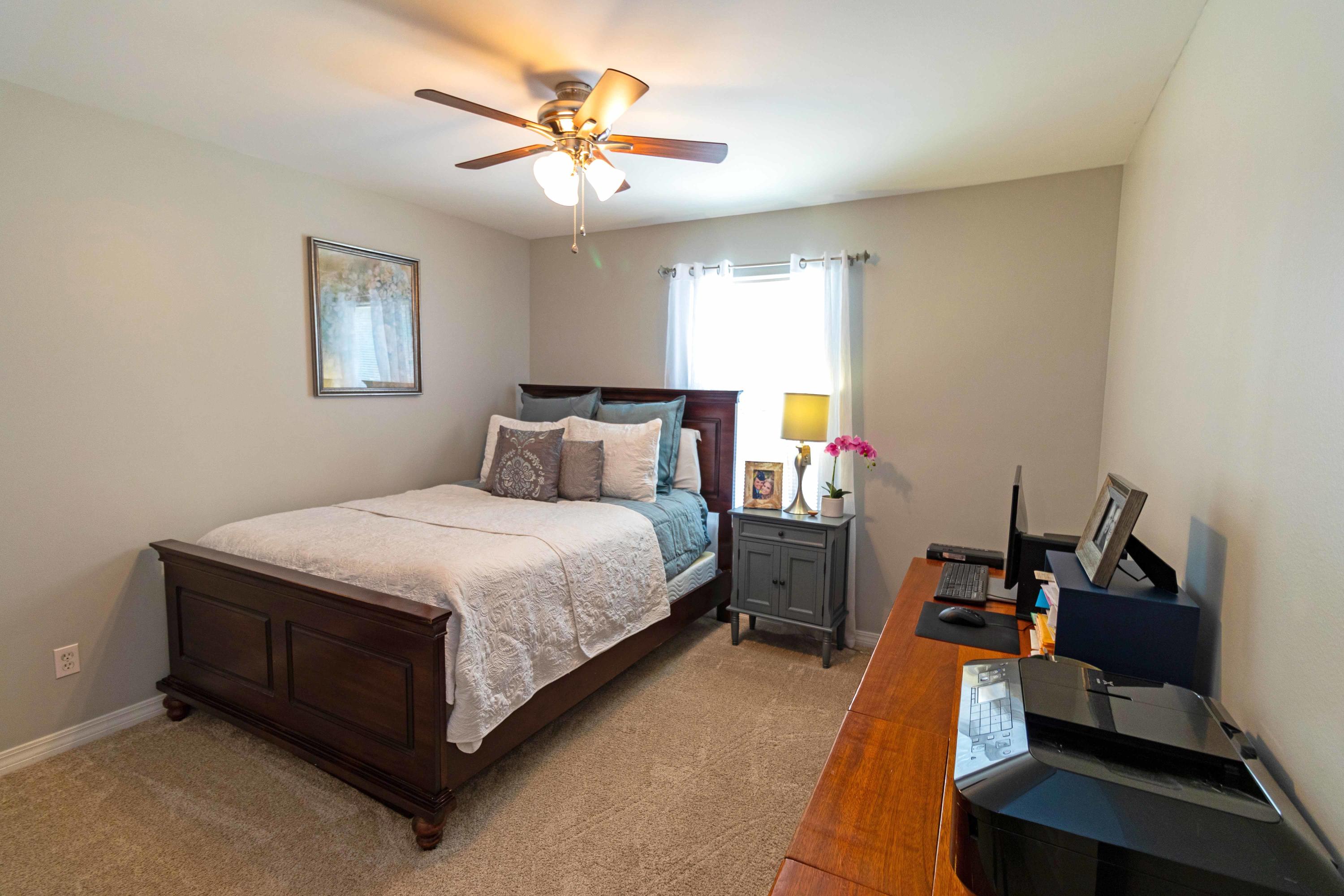 PARADISE UNREC - Residential