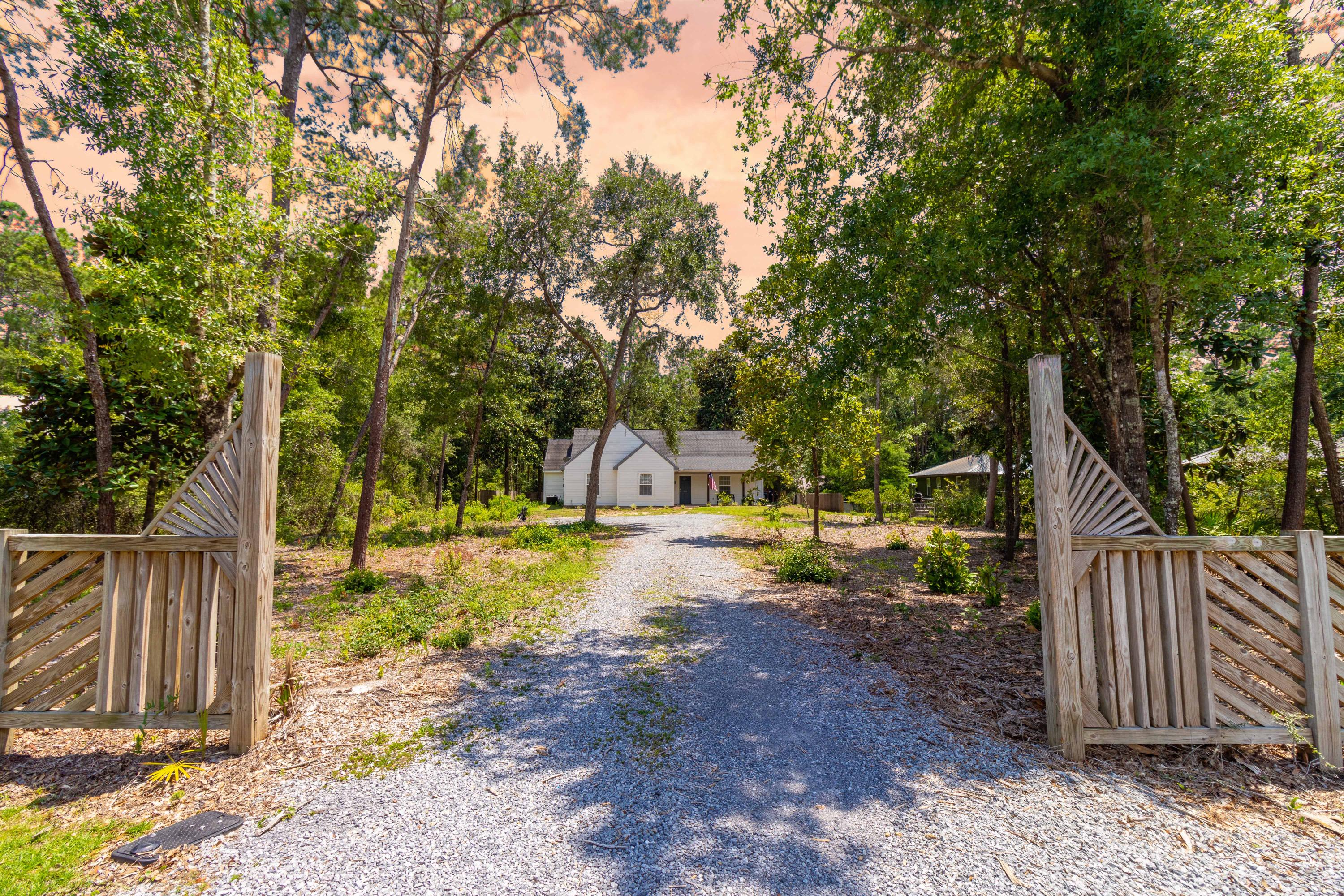 PARADISE UNREC - Residential