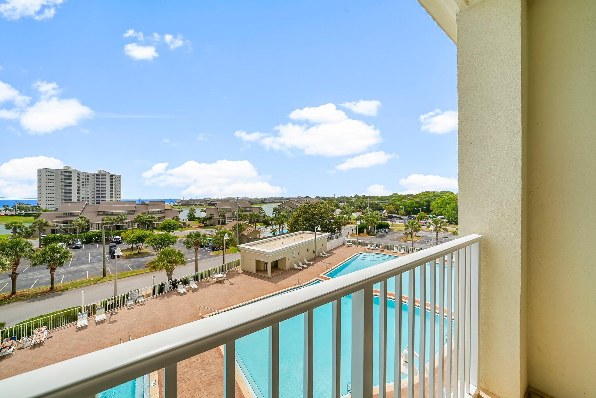 ARIEL DUNES II - Residential