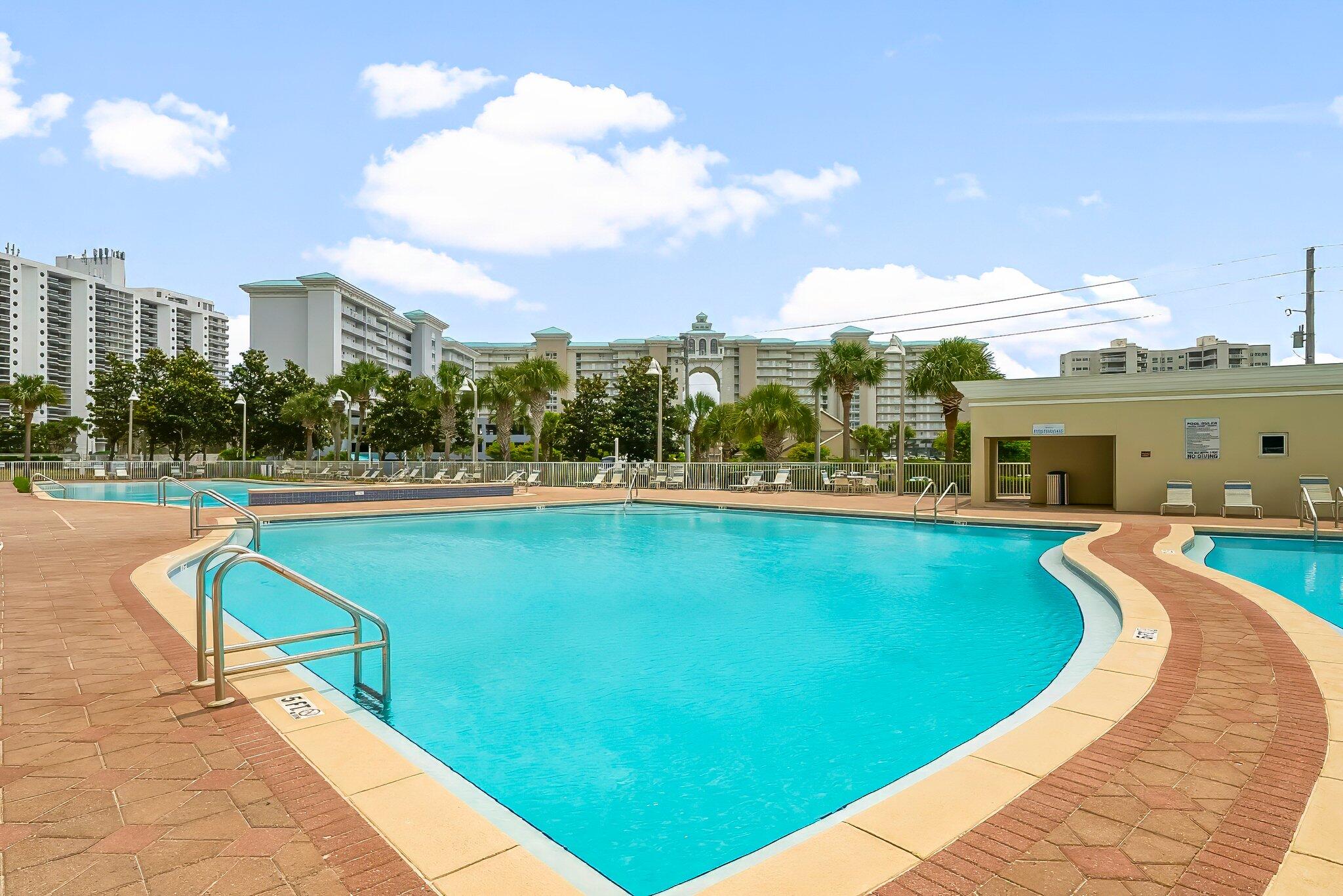 ARIEL DUNES II - Residential