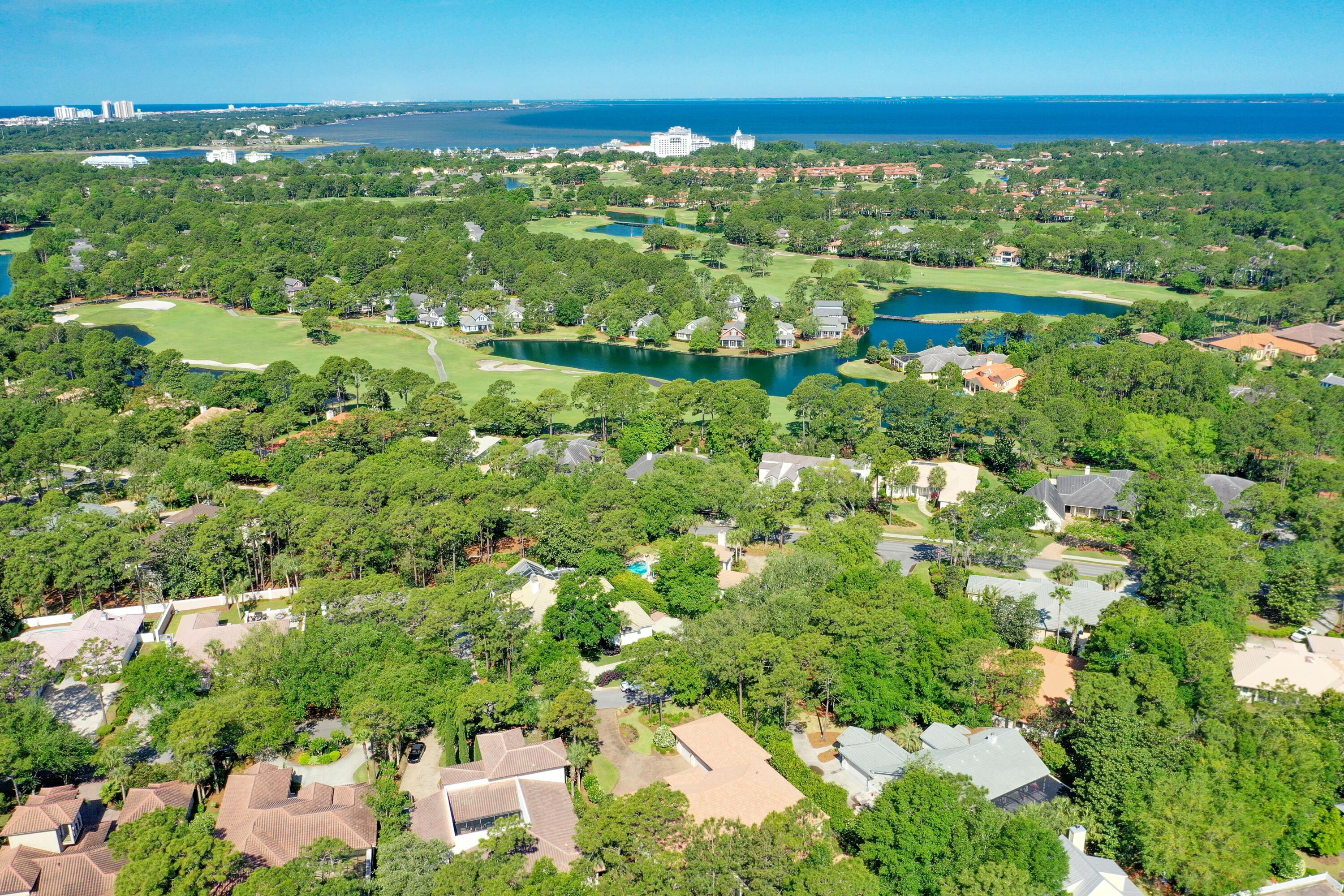 BAYTOWNE AVE EAST - Residential