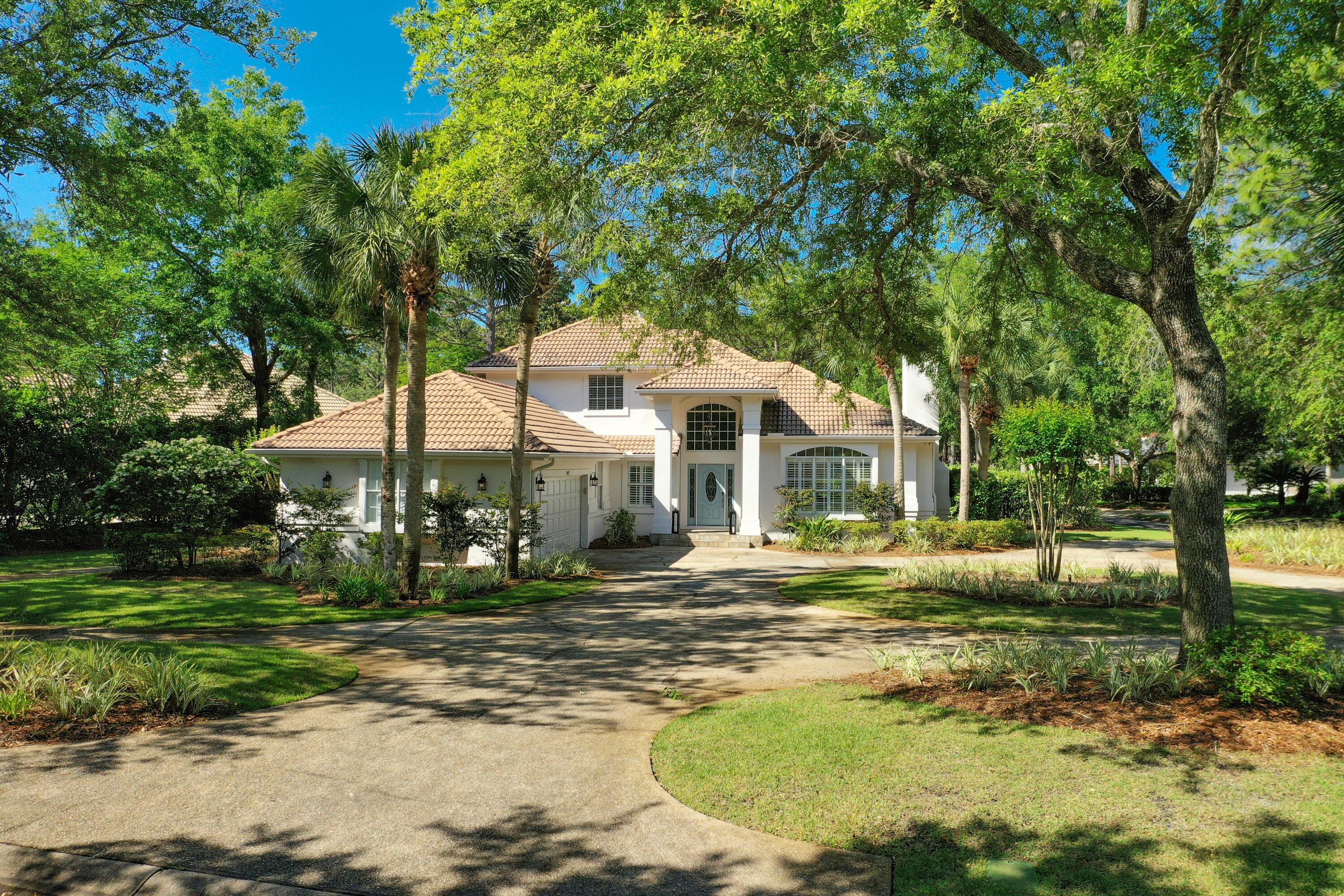 BAYTOWNE AVE EAST - Residential