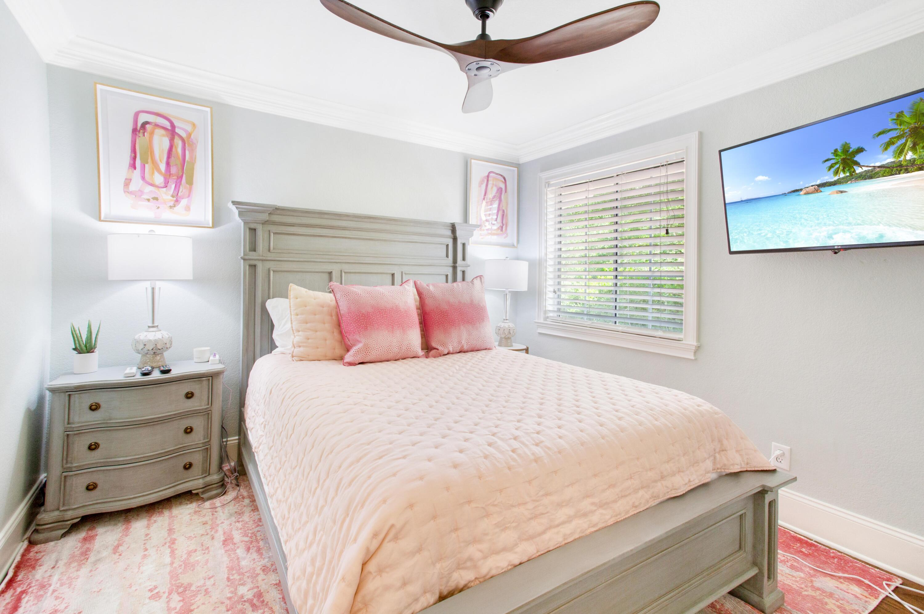 BAYTOWNE AVE EAST - Residential