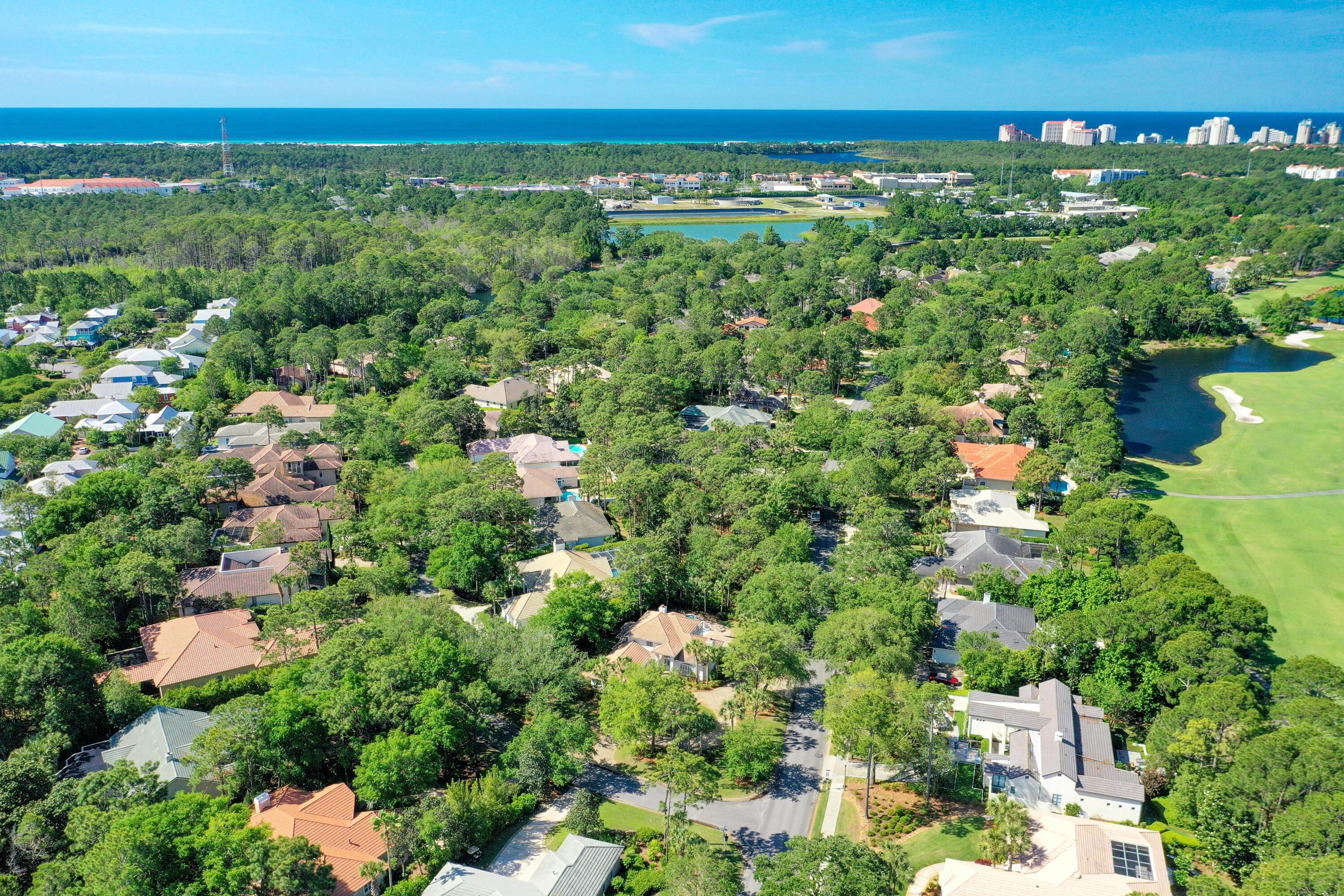 BAYTOWNE AVE EAST - Residential
