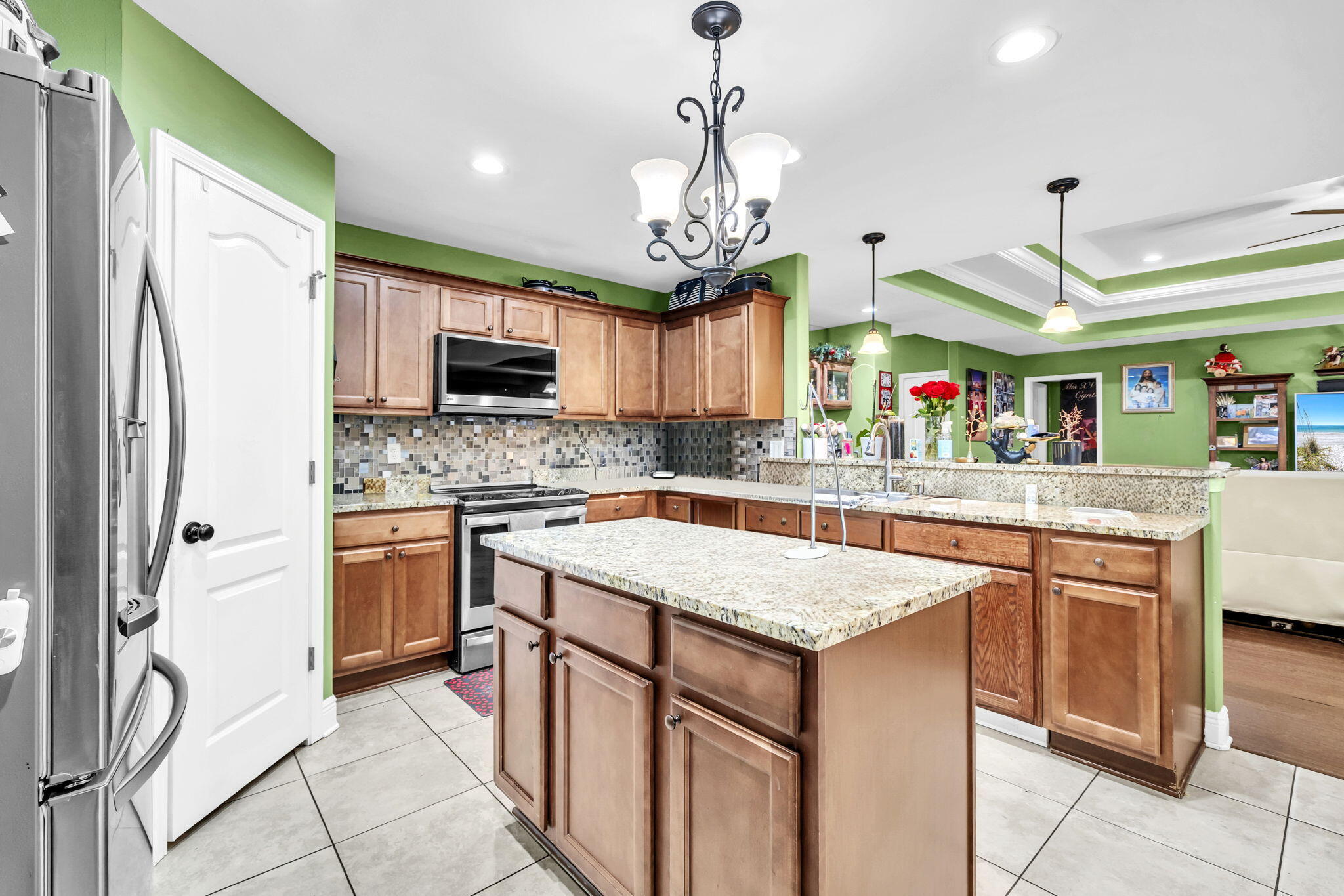 SCHOOLVIEW - Residential