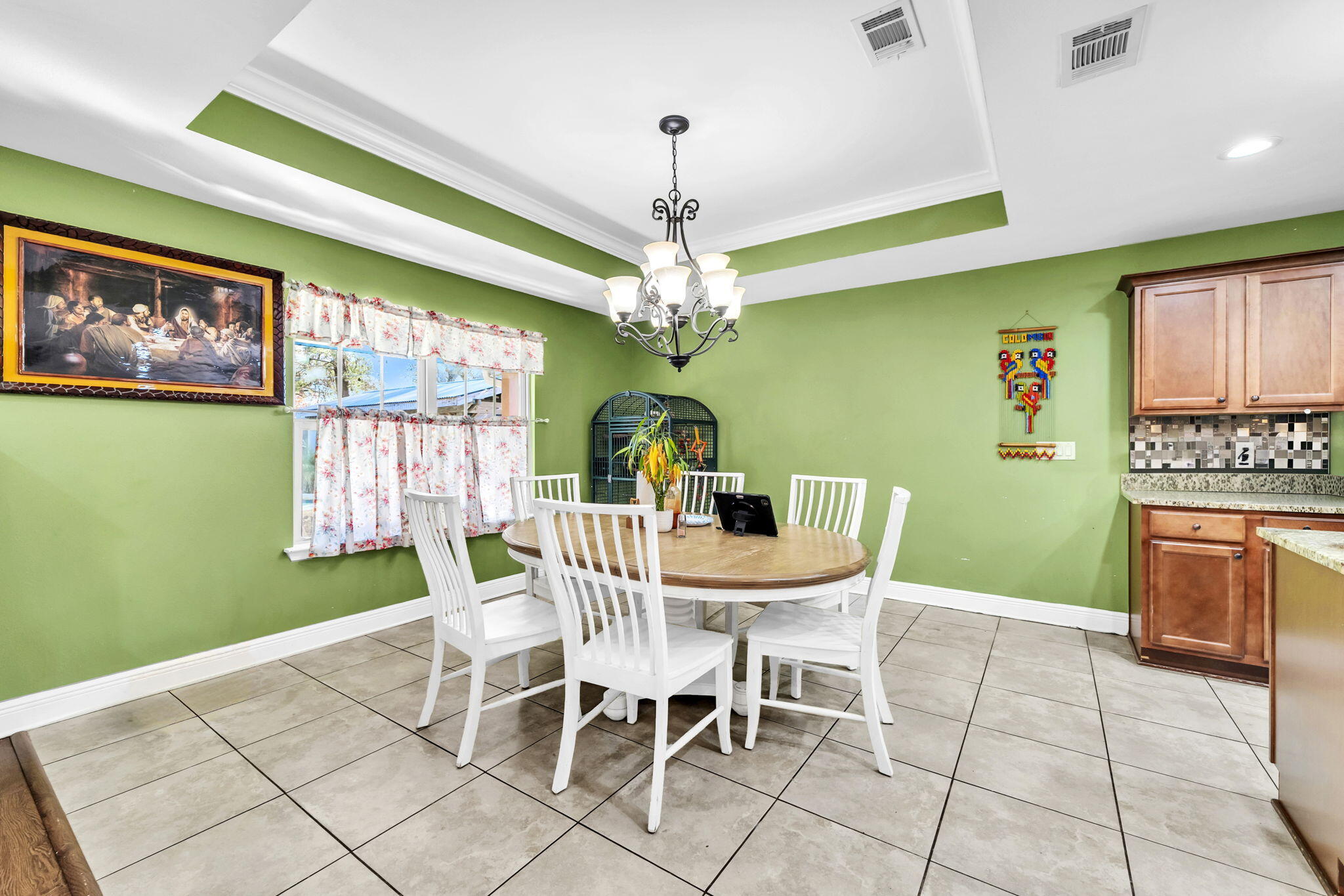 SCHOOLVIEW - Residential