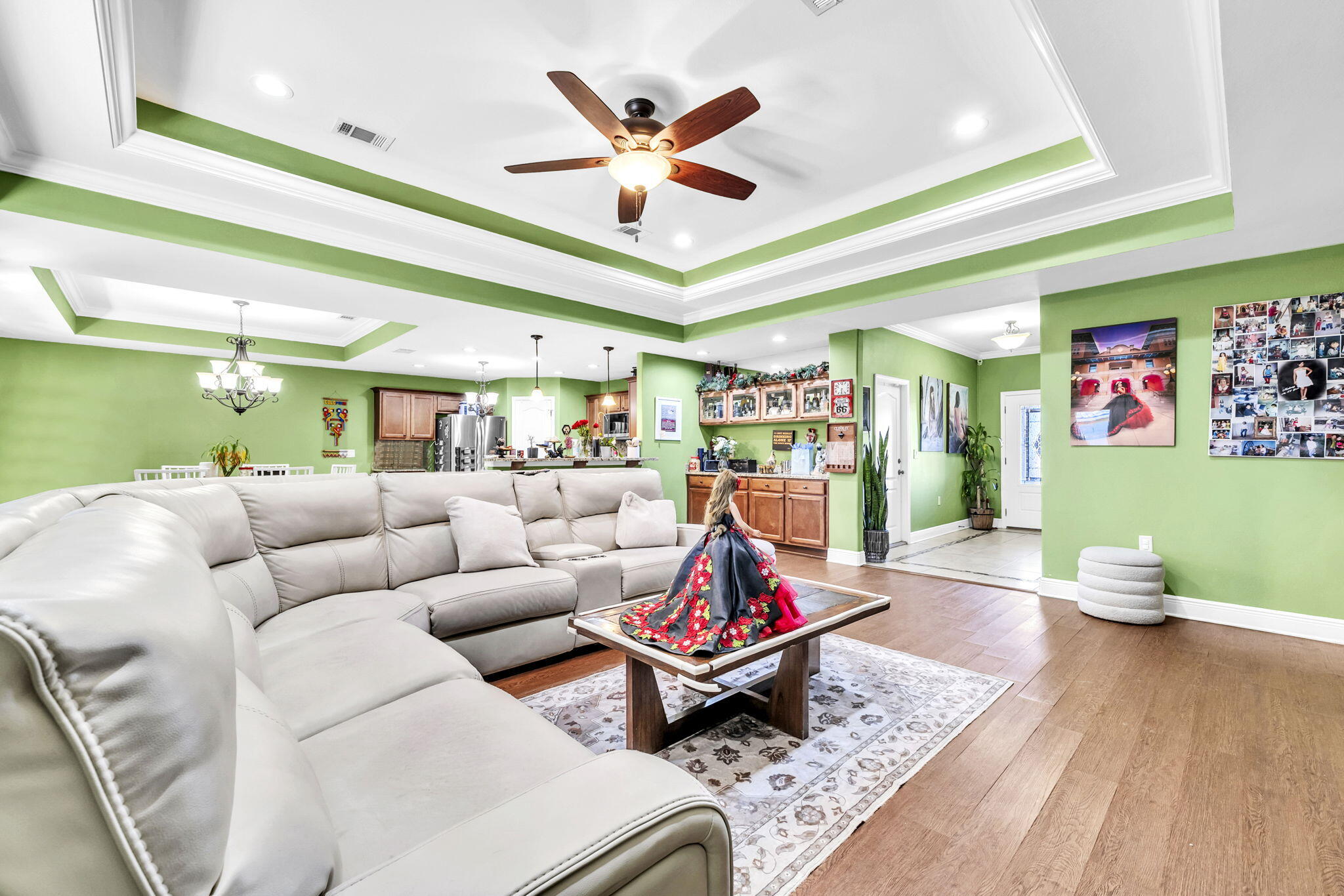 SCHOOLVIEW - Residential