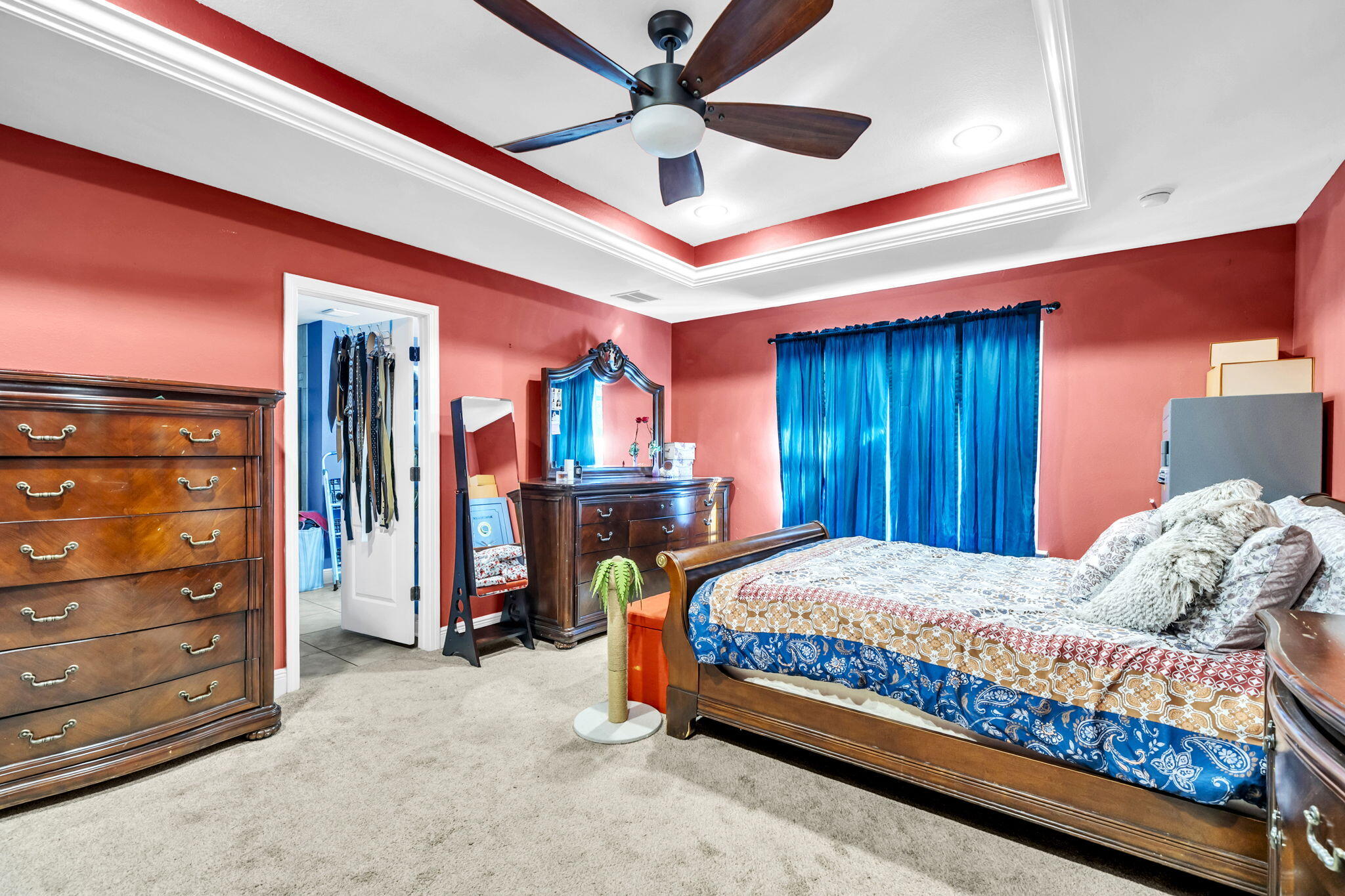 SCHOOLVIEW - Residential